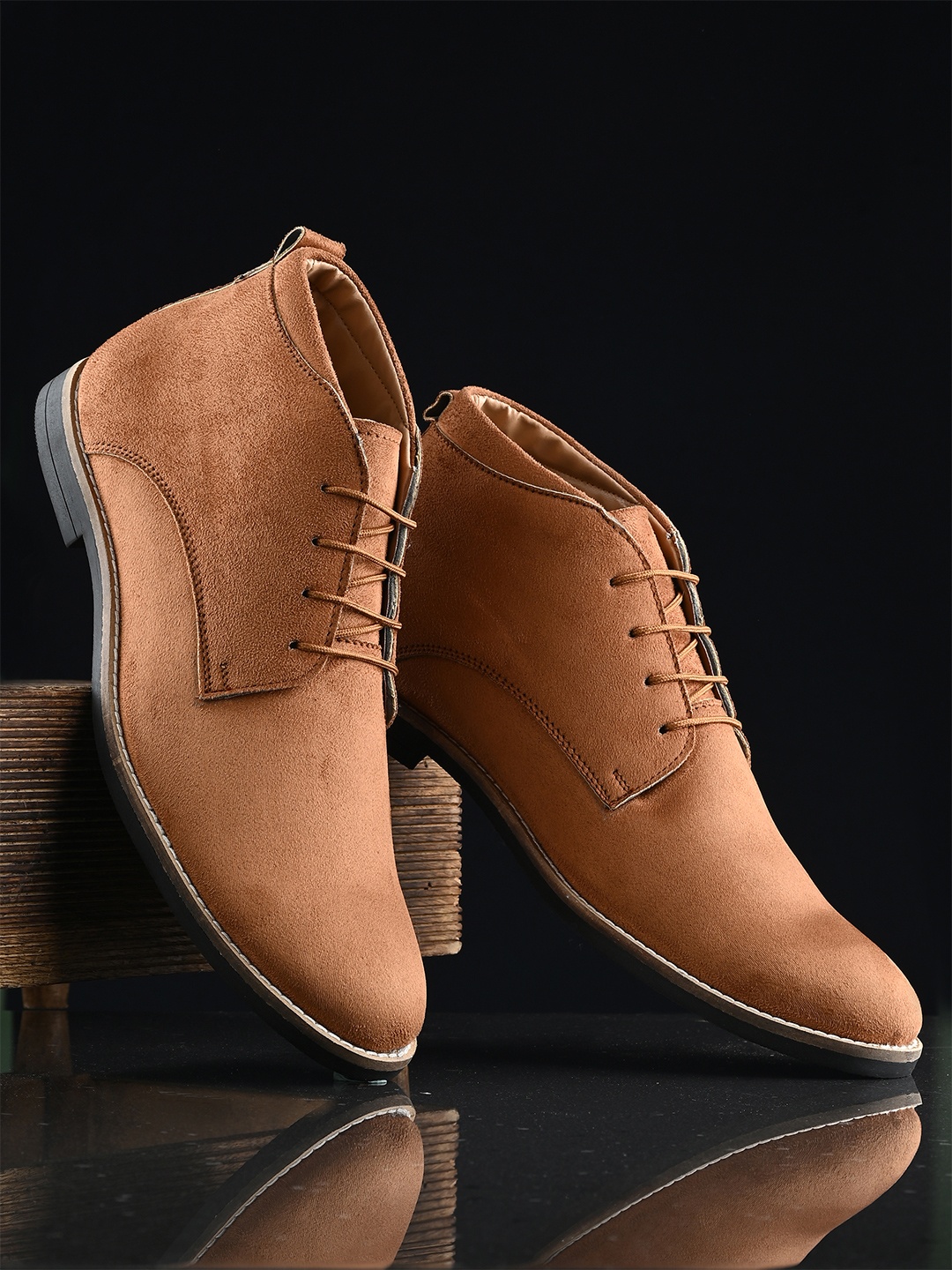 

Hirels Men Suede Derbys, Tan