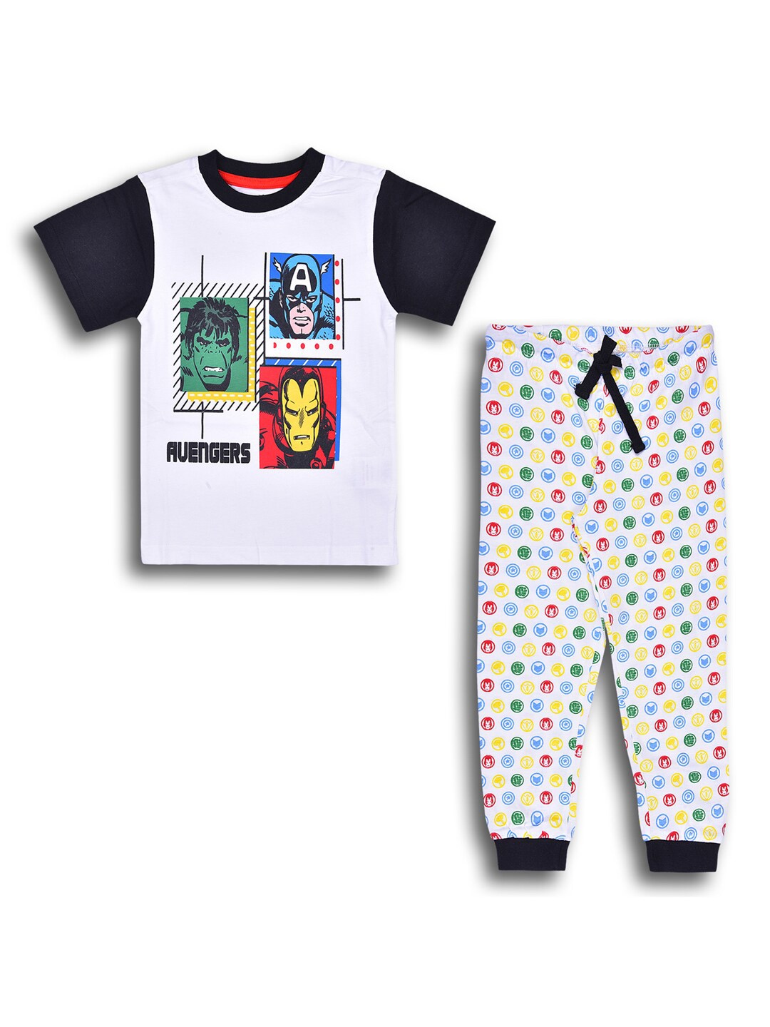 

Wish Karo Kids Printed T-shirt with Trousers Clothing Set, White