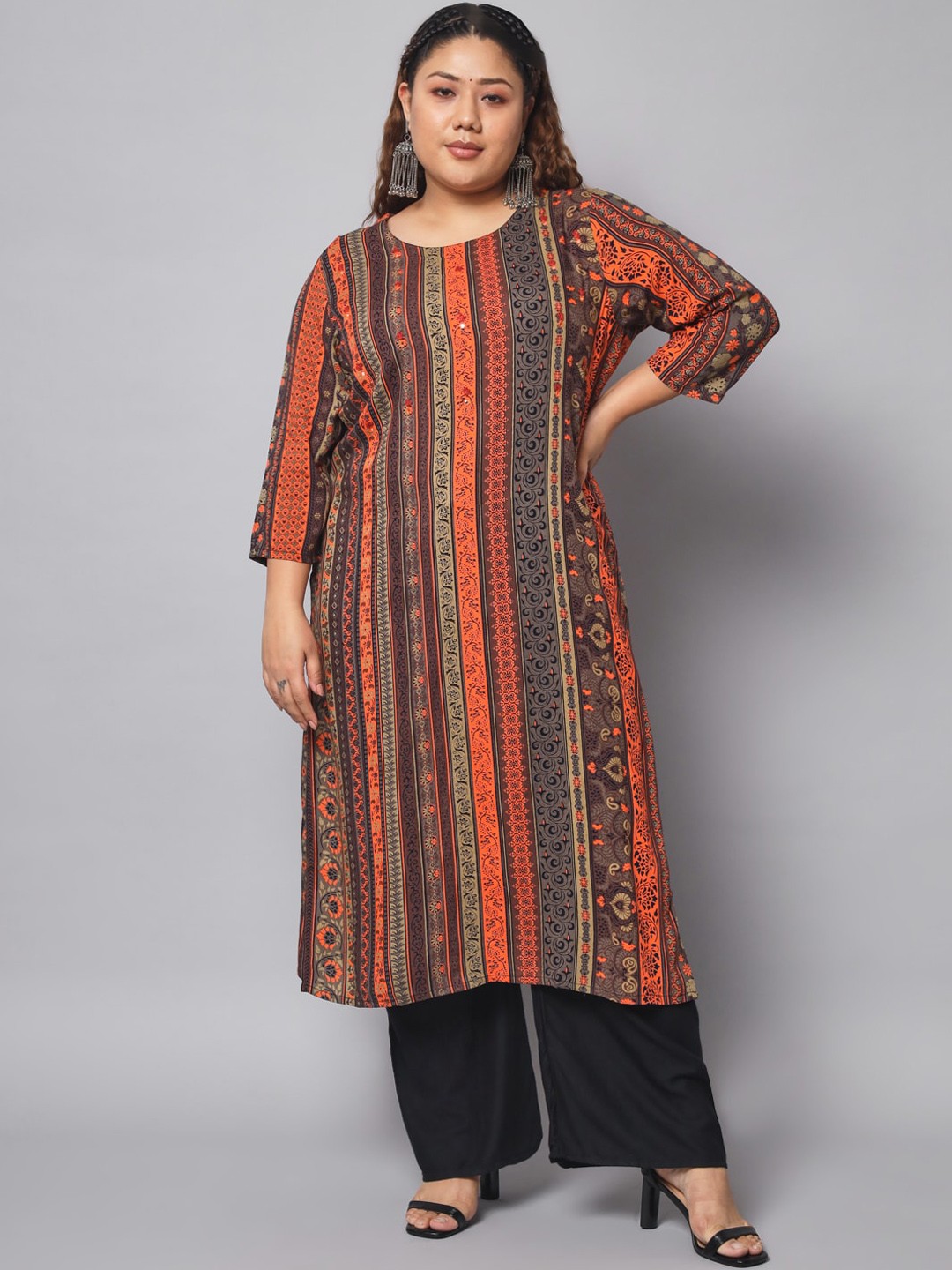 

Nehamta Ethnic Motifs Printed Mirror Work Kurta, Orange