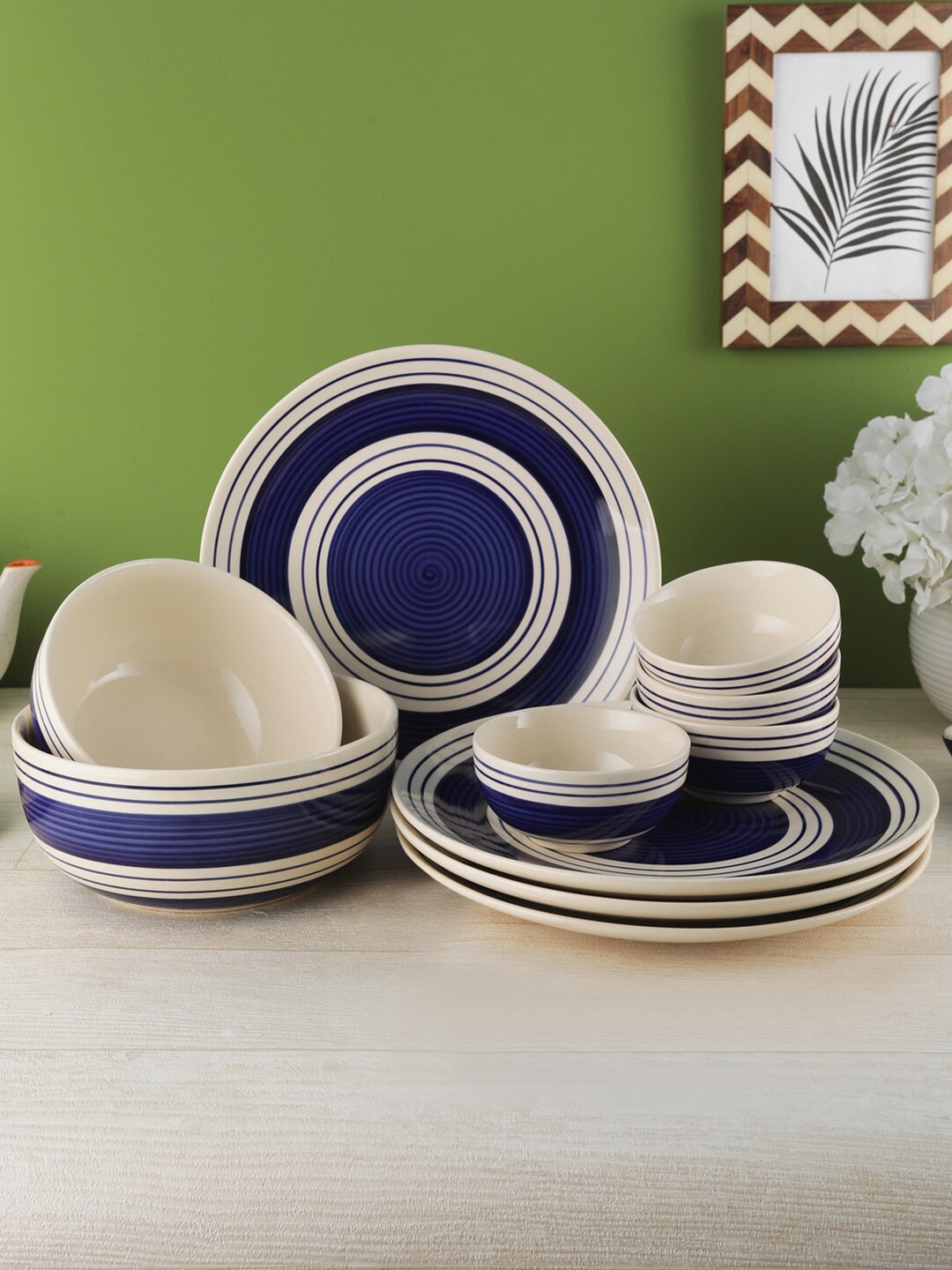 

VarEesha Indigo Beige & Blue 10 Pieces Printed Ceramic Glossy Dinner Set