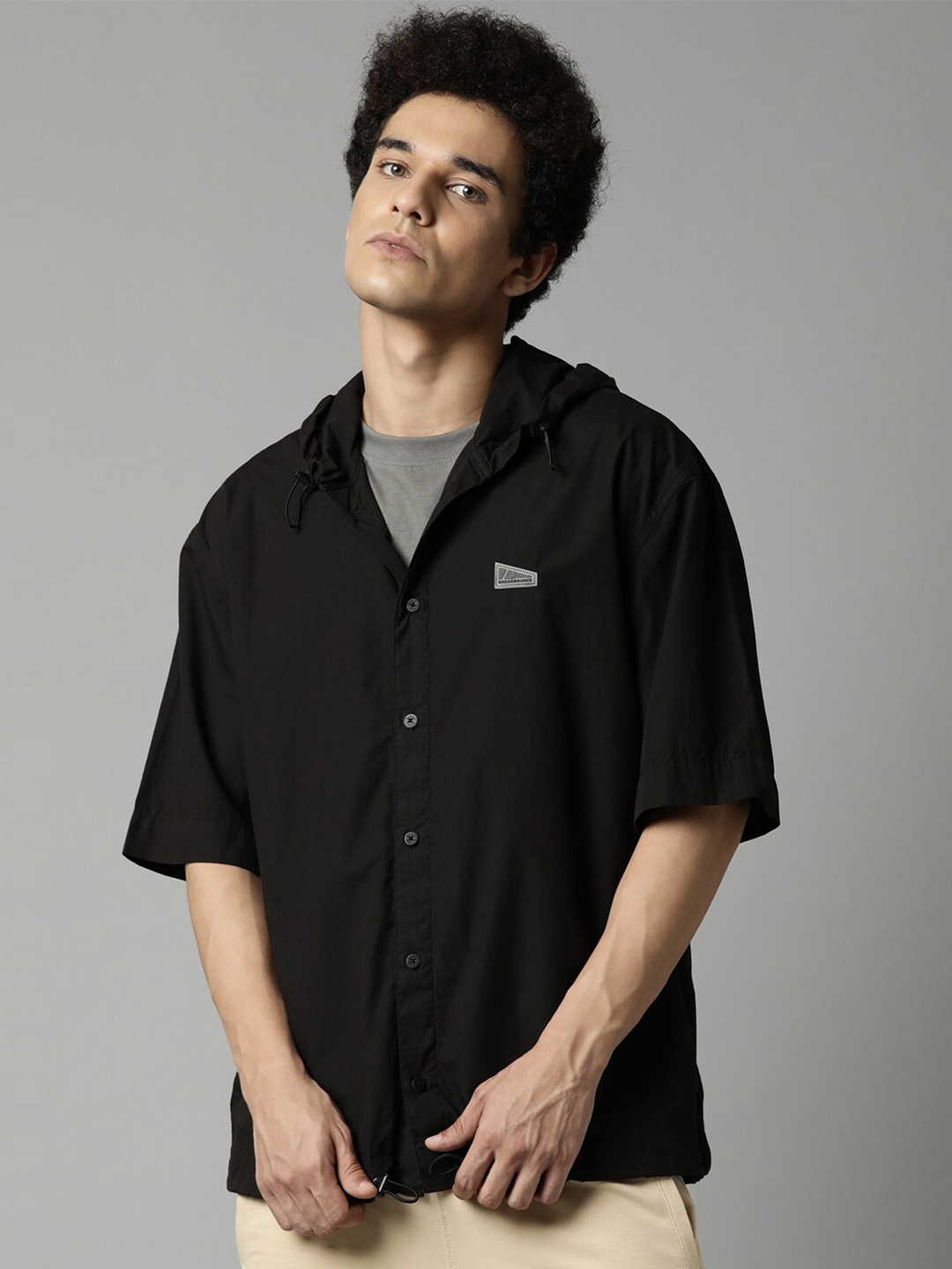 

Breakbounce Men Hood Boxy Pure Cotton Casual Shirt, Black