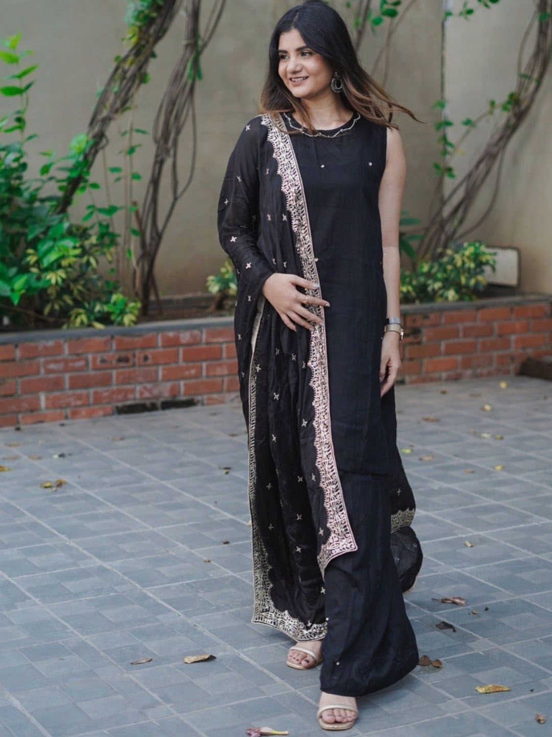 

Thread & Button Thread Work Kurta with Palazzos & Dupatta, Black