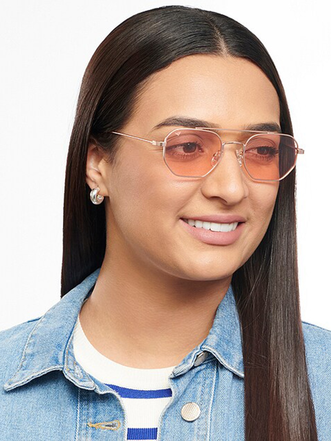 

Vincent Chase Women Pink Lens & Gold-Toned Shield Sunglass UV Protected Lens 200502