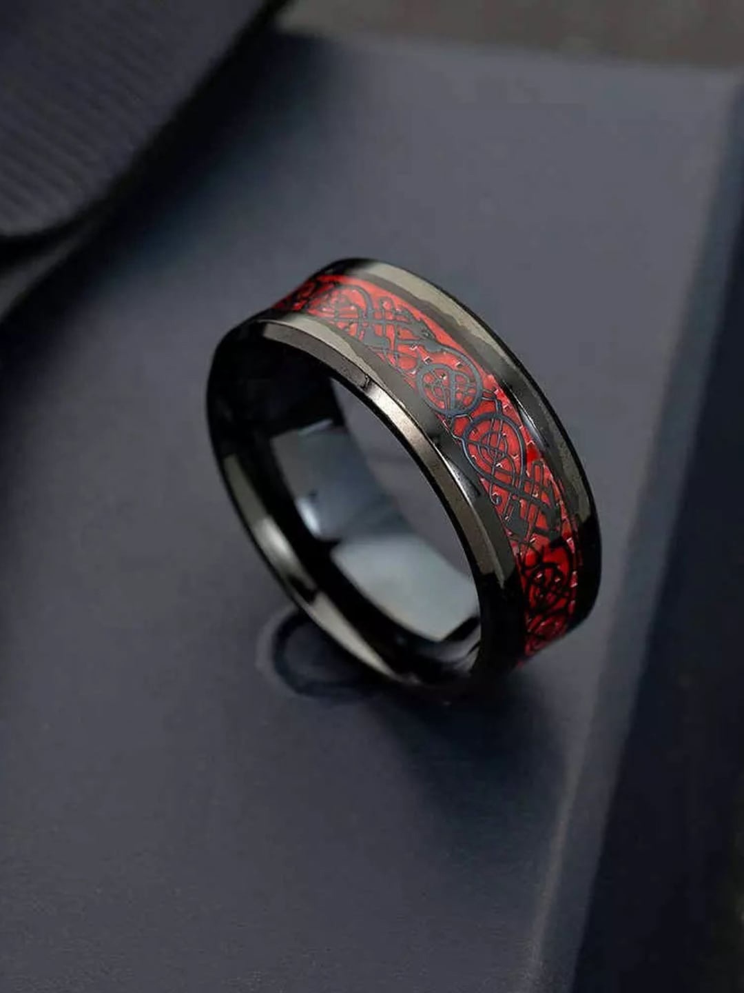 

Ethonica Men Brass-Plated Band Style Classic Finger Ring, Black