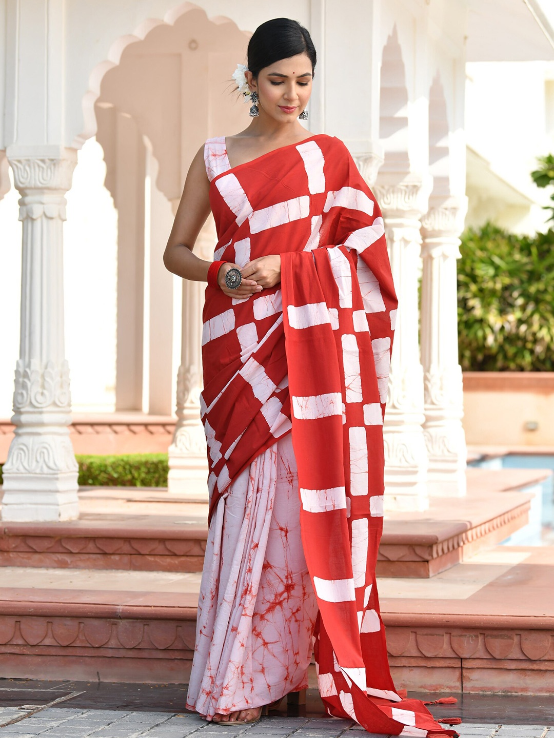 

Aaheli Red & White Batik Pure Cotton Saree
