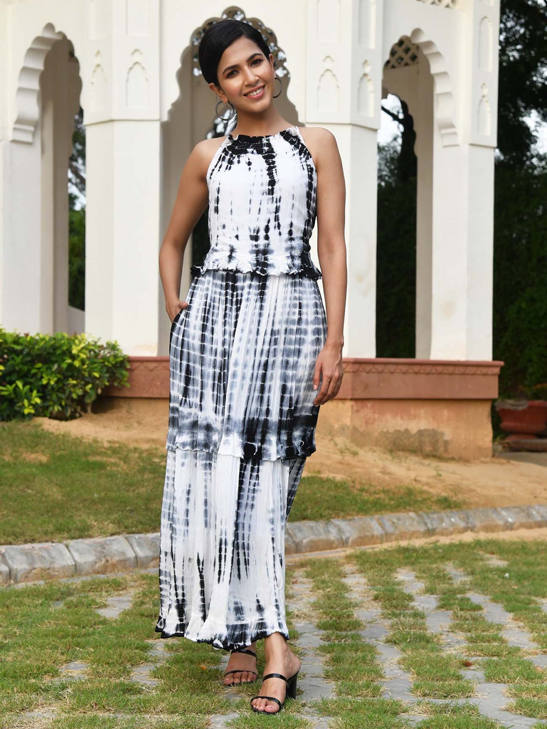 

Aaheli Tie and Dye Dyed Halter Neck Maxi Dress, Black