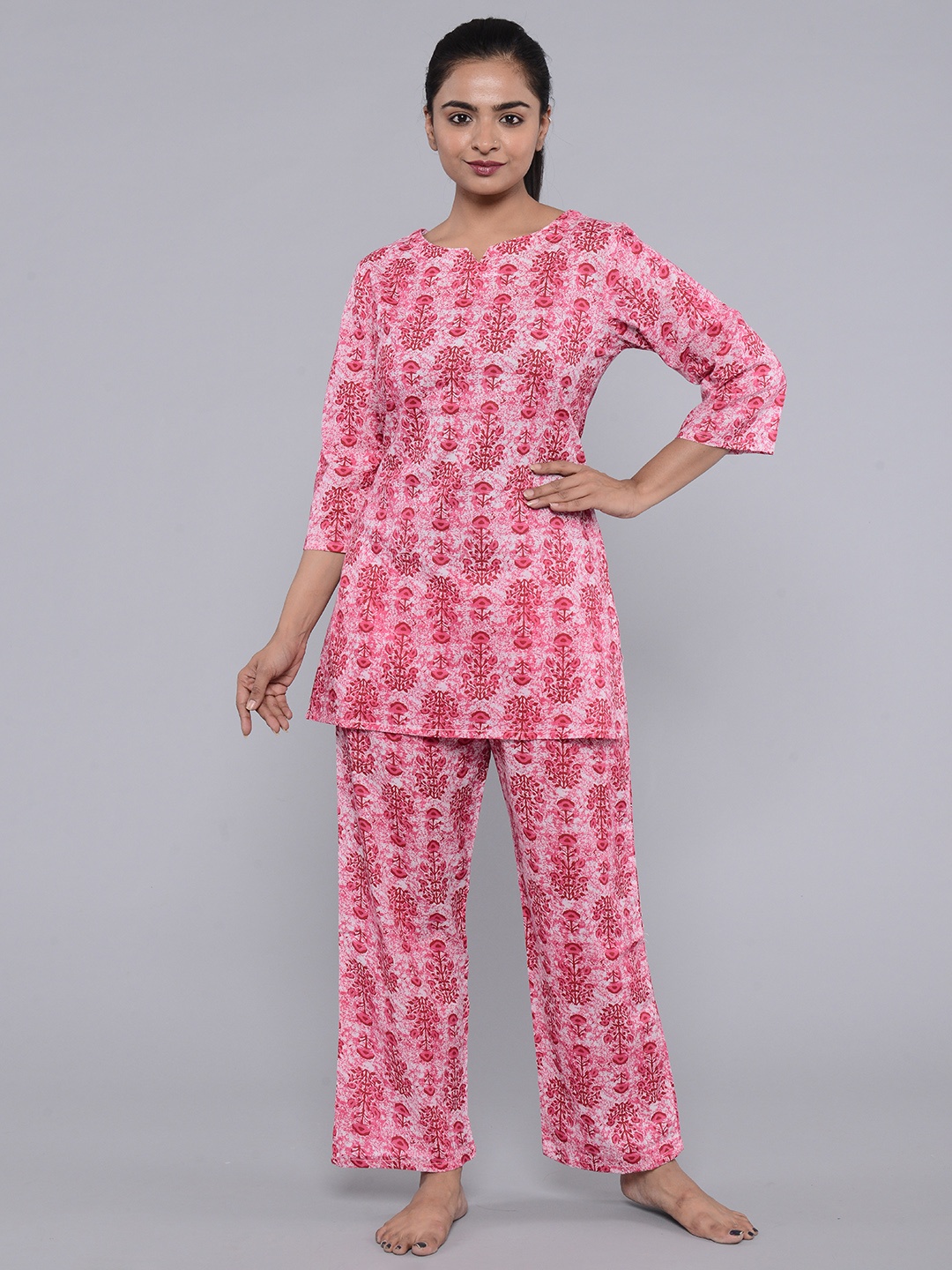 

ROOPWATI FASHION Floral Printed Cotton Night suit, Pink