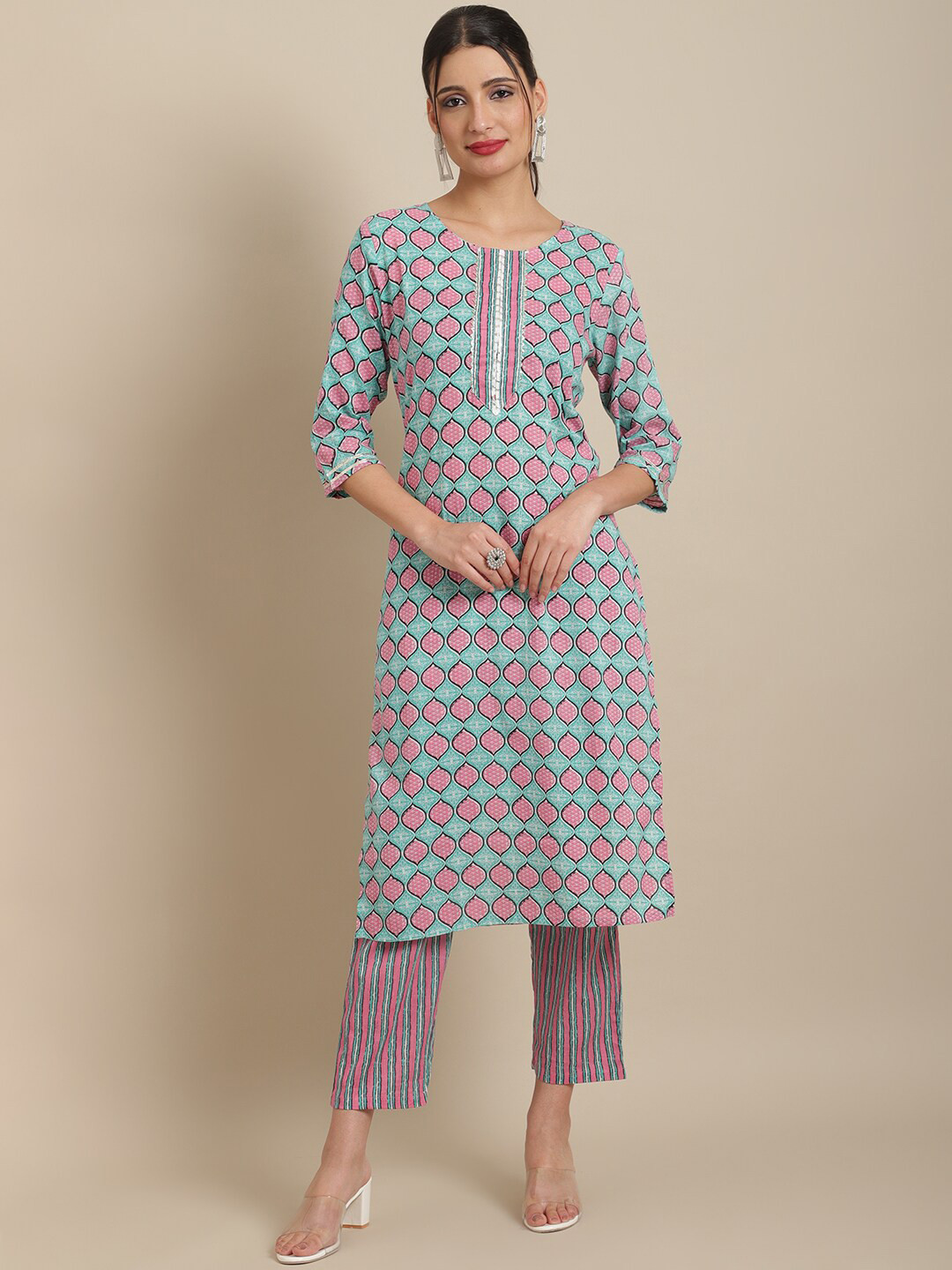 

Sangria Women Striped Pure Cotton Kurta With Trousers, Blue