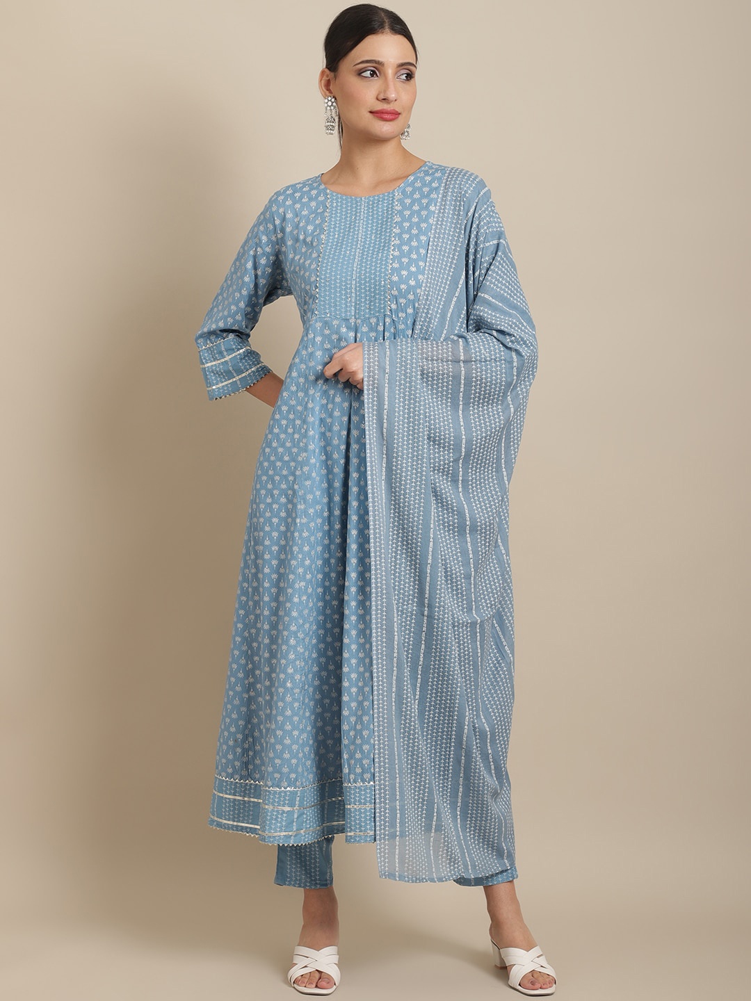 

Sangria Floral Printed Empire Sequinned Kurti with Trousers & With Dupatta, Blue
