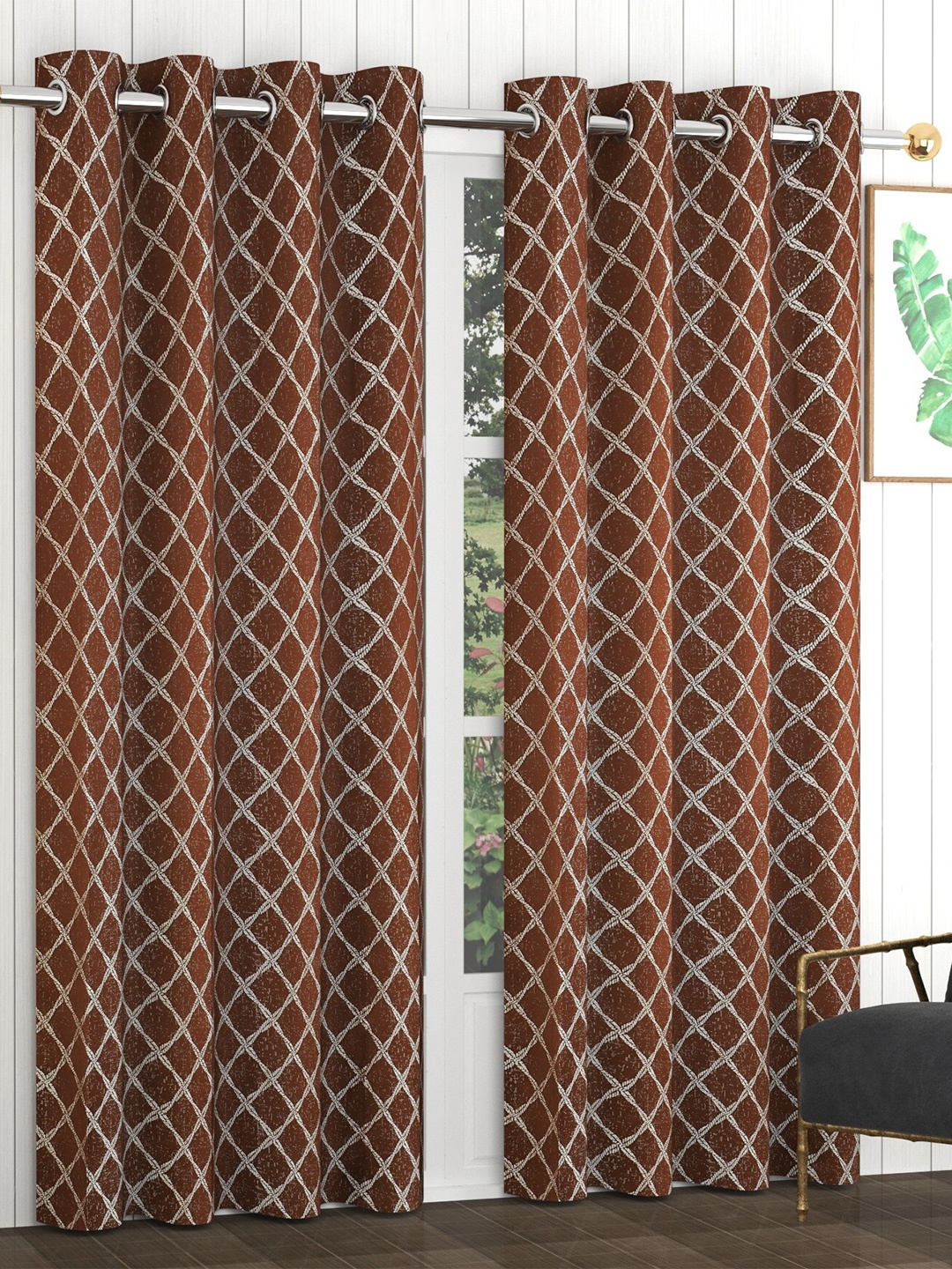 

Bajo's Brown & White Set of 2 Chain Geometric Door Curtain