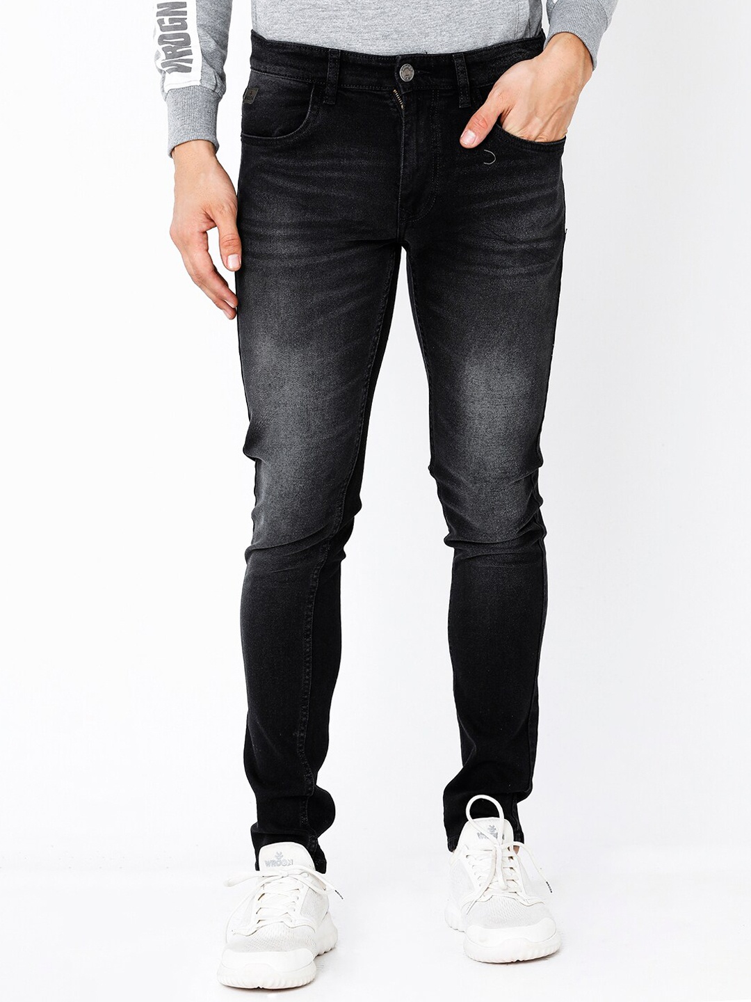 

WROGN Men Skinny Fit Heavy Fade Jeans, Black