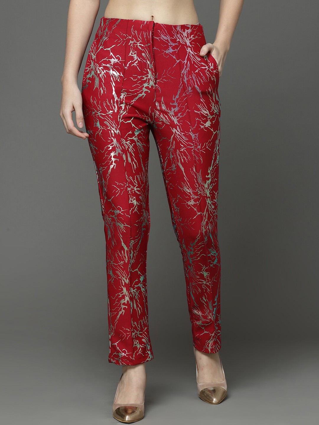 

KASSUALLY Women Printed Trousers, Red