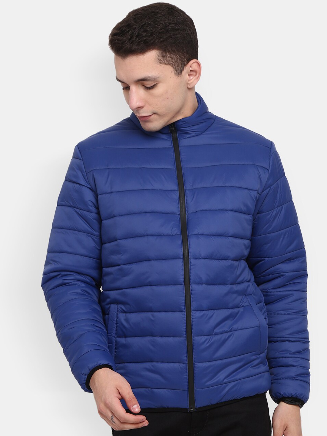 

V-Mart Men Blue Lightweight Quilted Jacket
