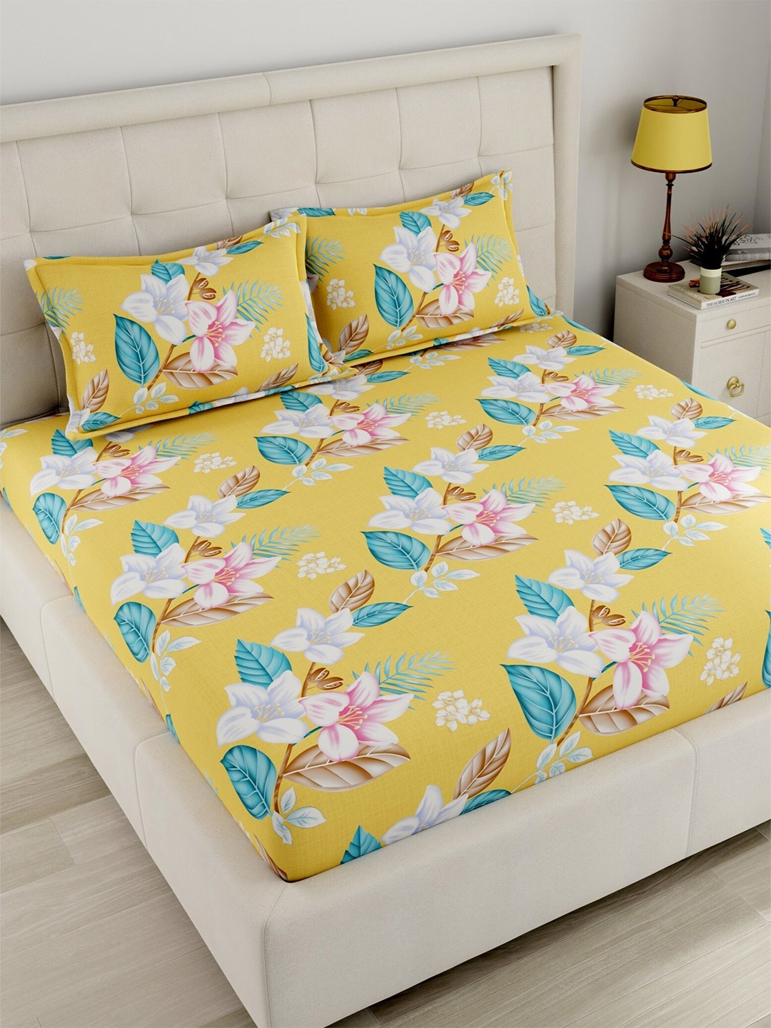 

CHHAVI INDIA Floral Printed 210 TC King Bedsheet with 2 Pillow Covers, Yellow