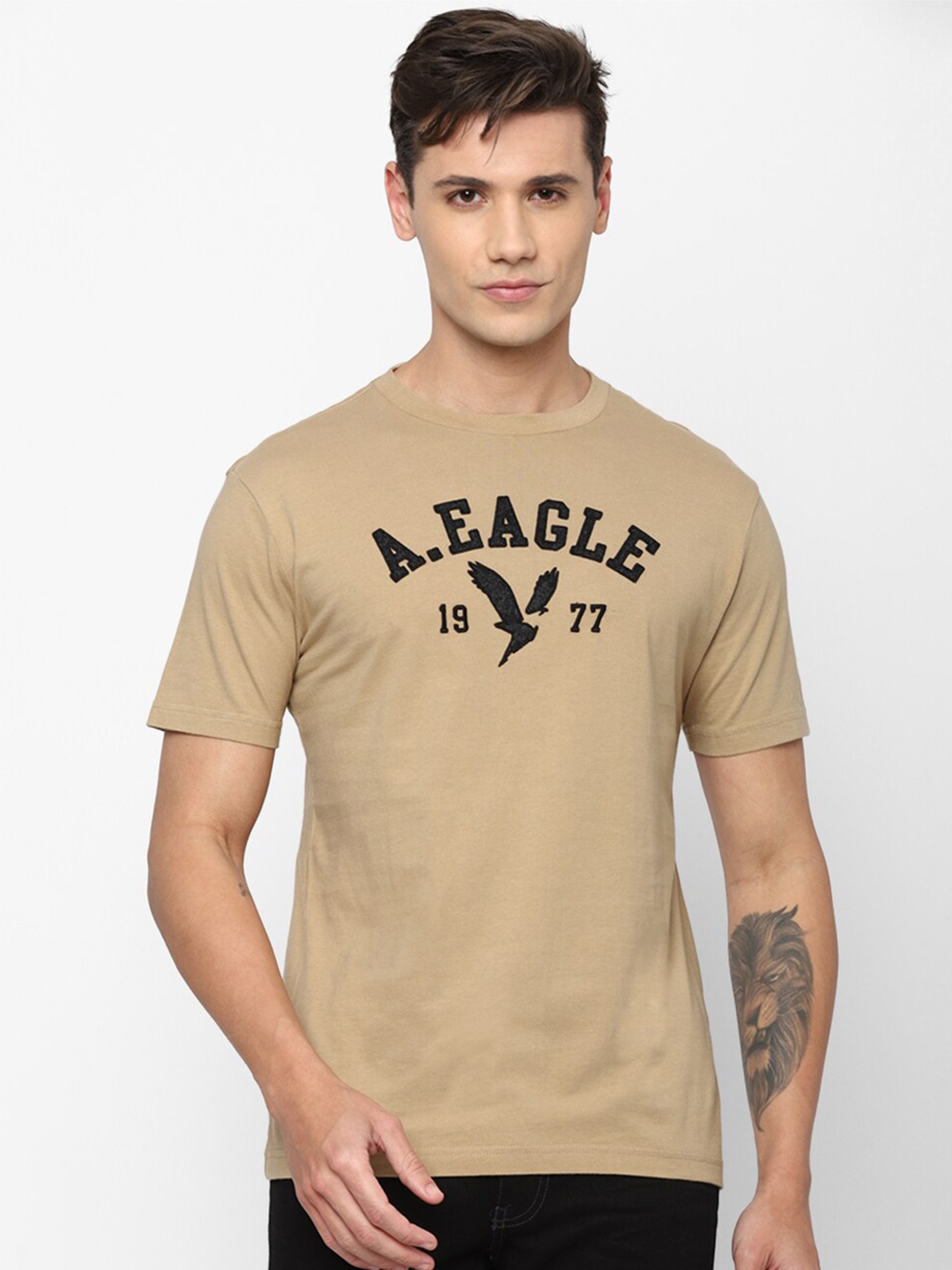 

AMERICAN EAGLE OUTFITTERS Men Typography Printed Pure Cotton T-shirt, Beige