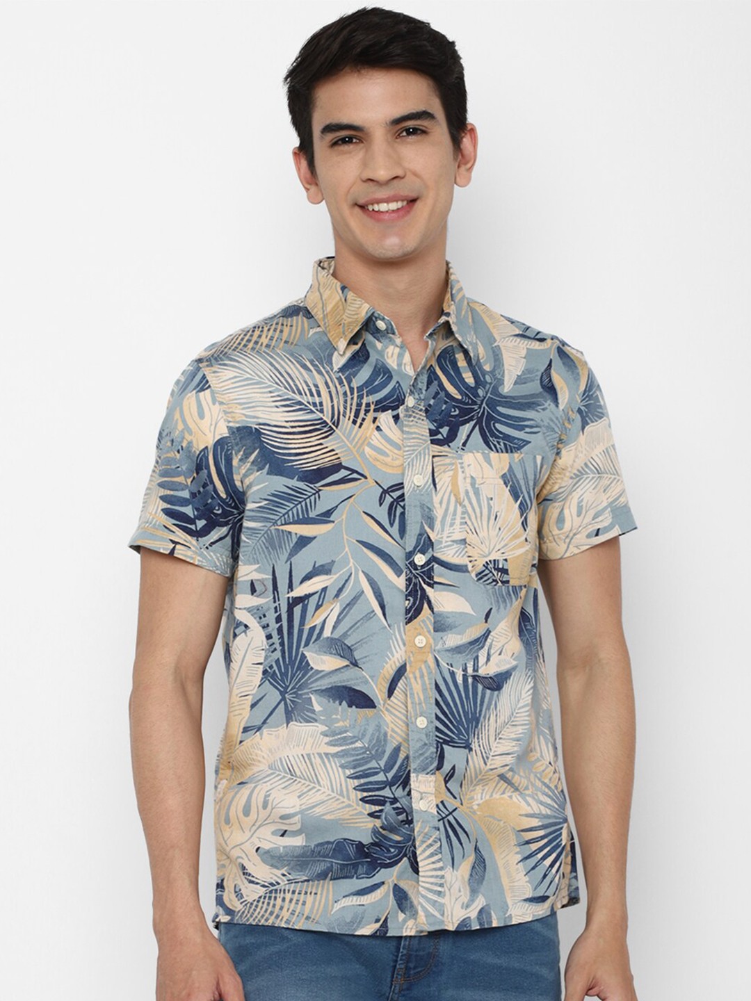

AMERICAN EAGLE OUTFITTERS Men Floral Printed Cotton Casual Shirt, Blue