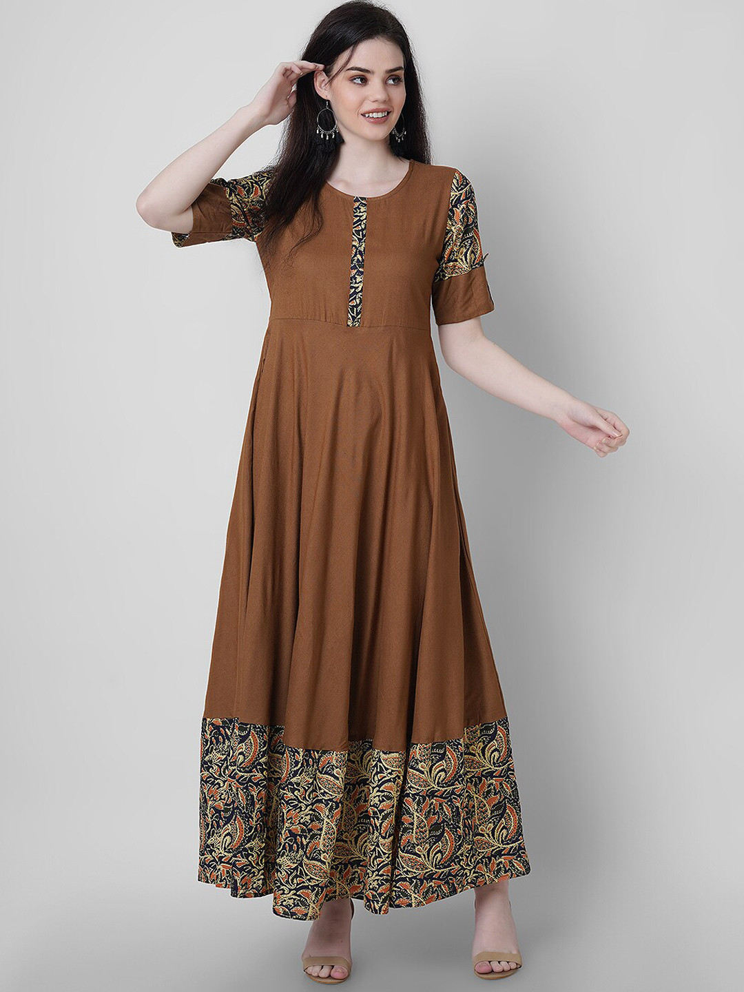 

Sanganeri Kurti Women Brown Thread Work Handloom Anarkali Kurta