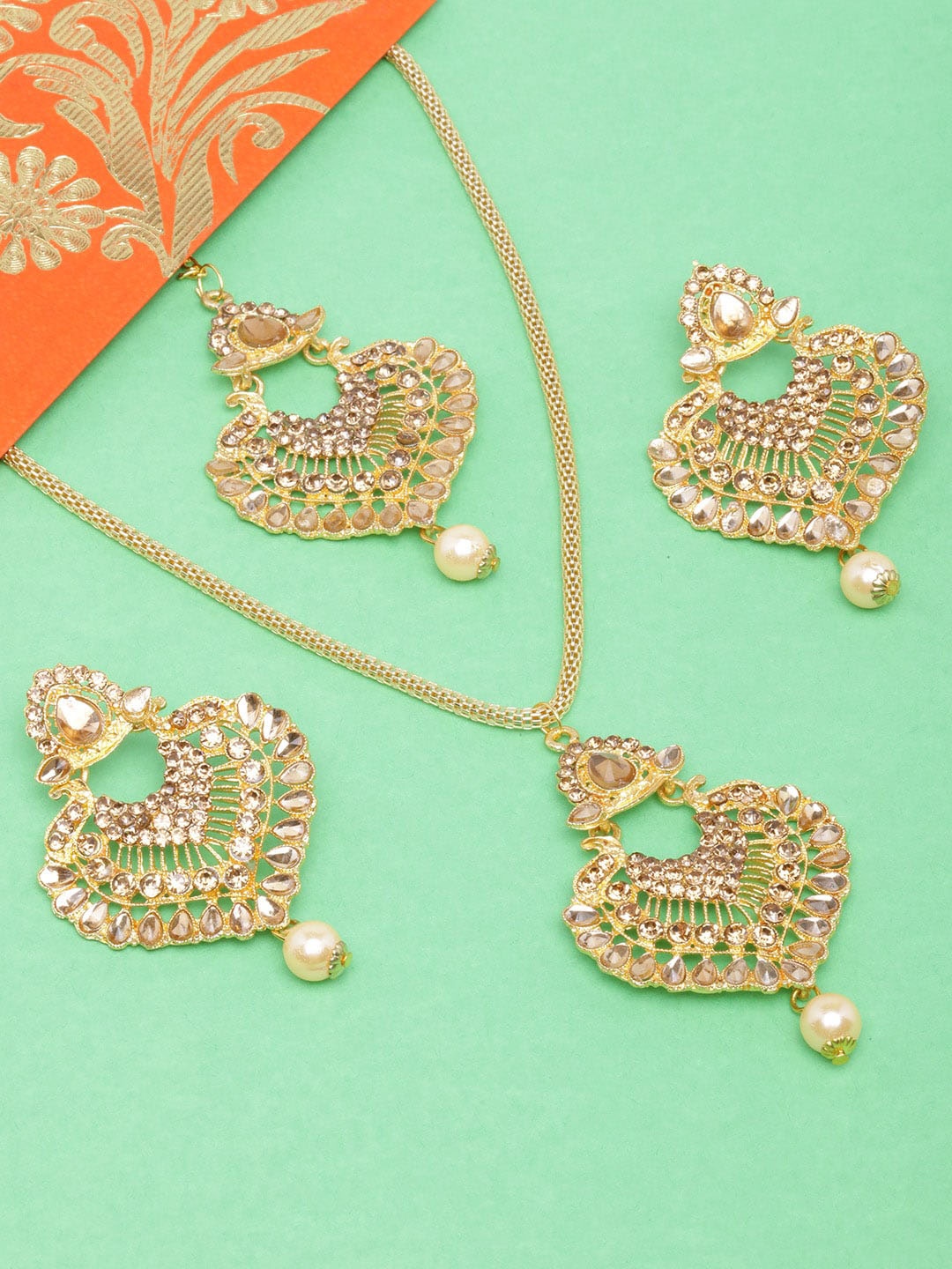 

DIVA WALK Gold-Plated Beaded Jewellery Set