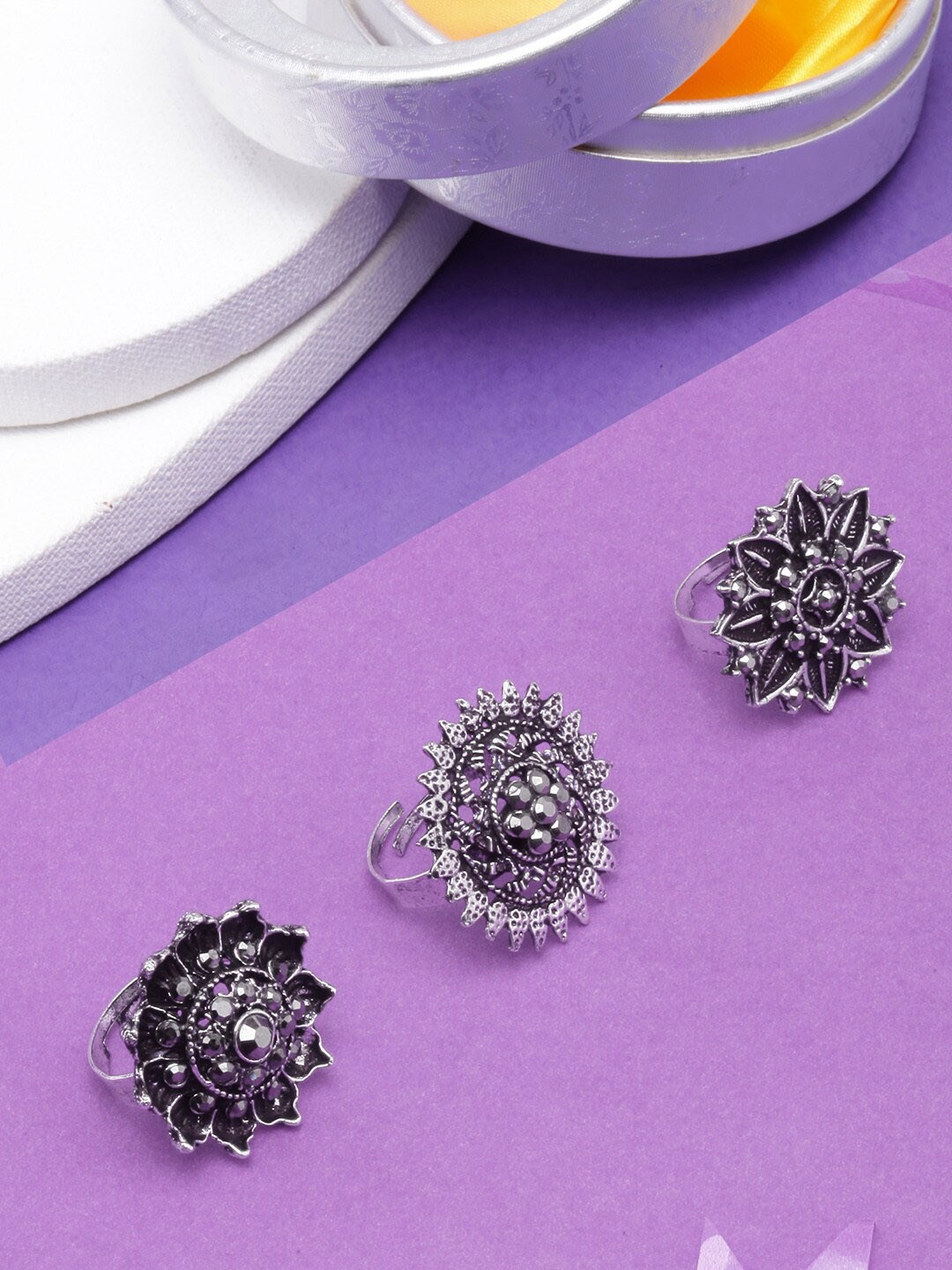 

DIVA WALK Set Of 3 Silver-Plated Hand Painted Rings
