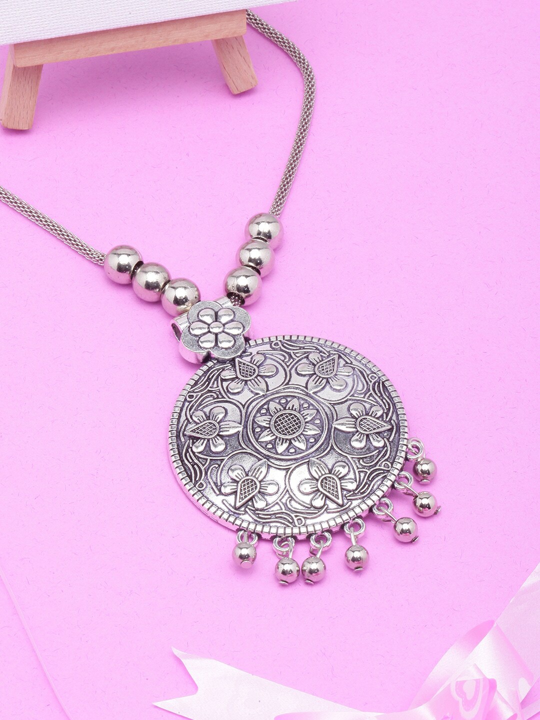 

DIVA WALK Silver-Toned Brass Silver-Plated Oxidised Necklace