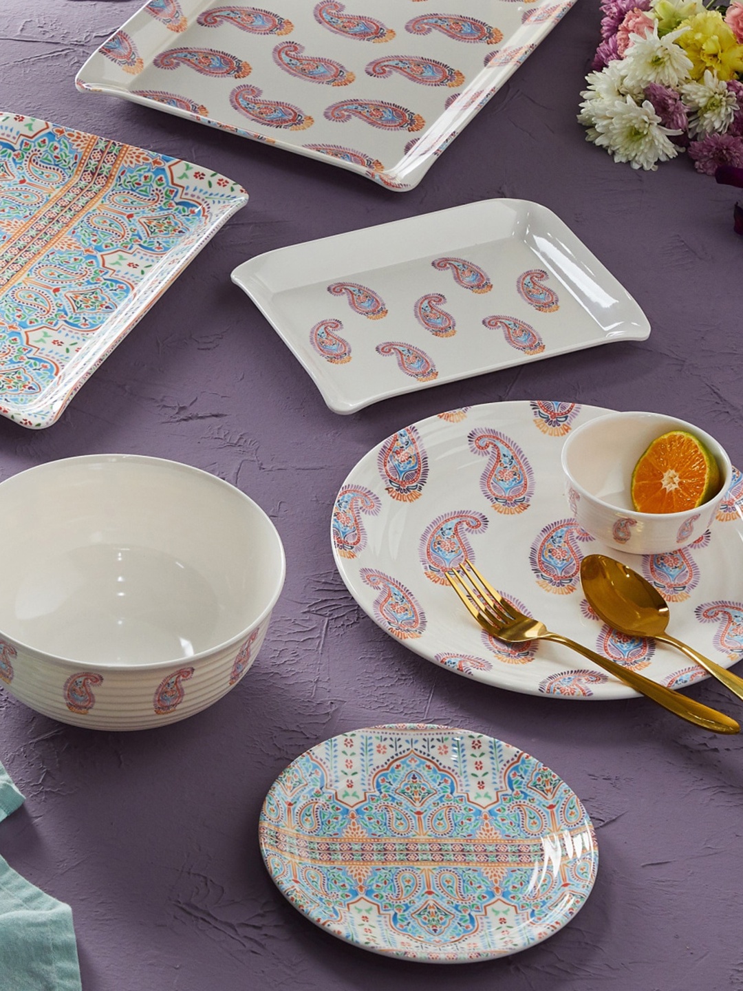 

Home Centre White Printed Rectangular Melamine Serving Tray