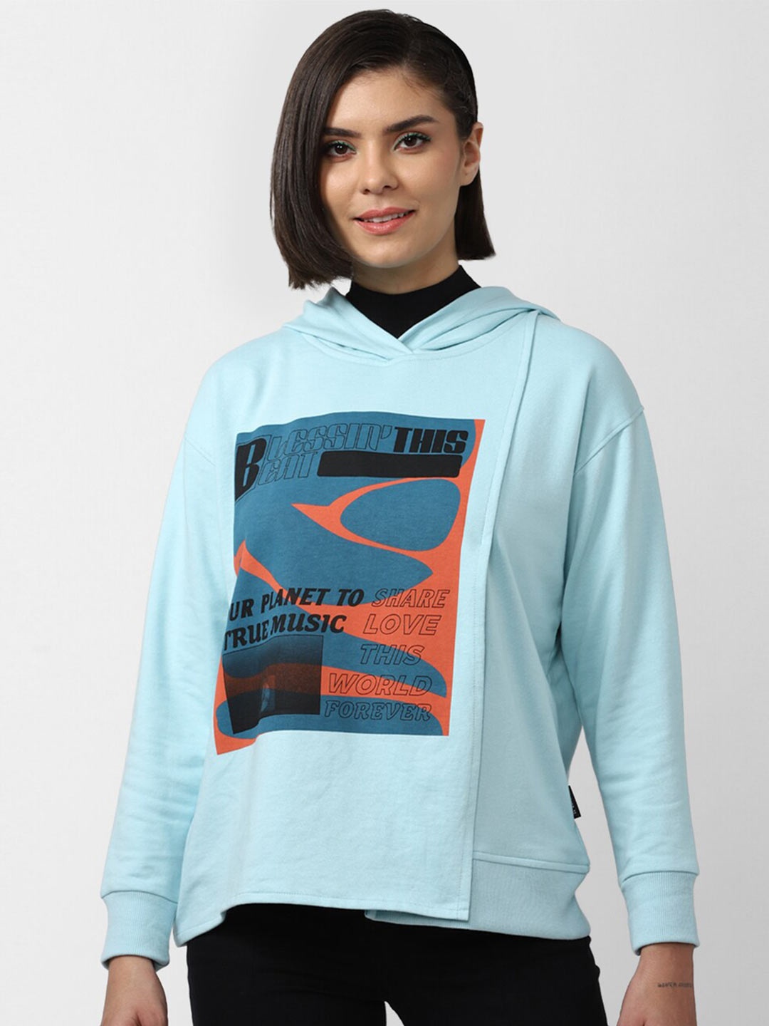 

FOREVER 21 Graphic Print Regular Hooded Top, Blue