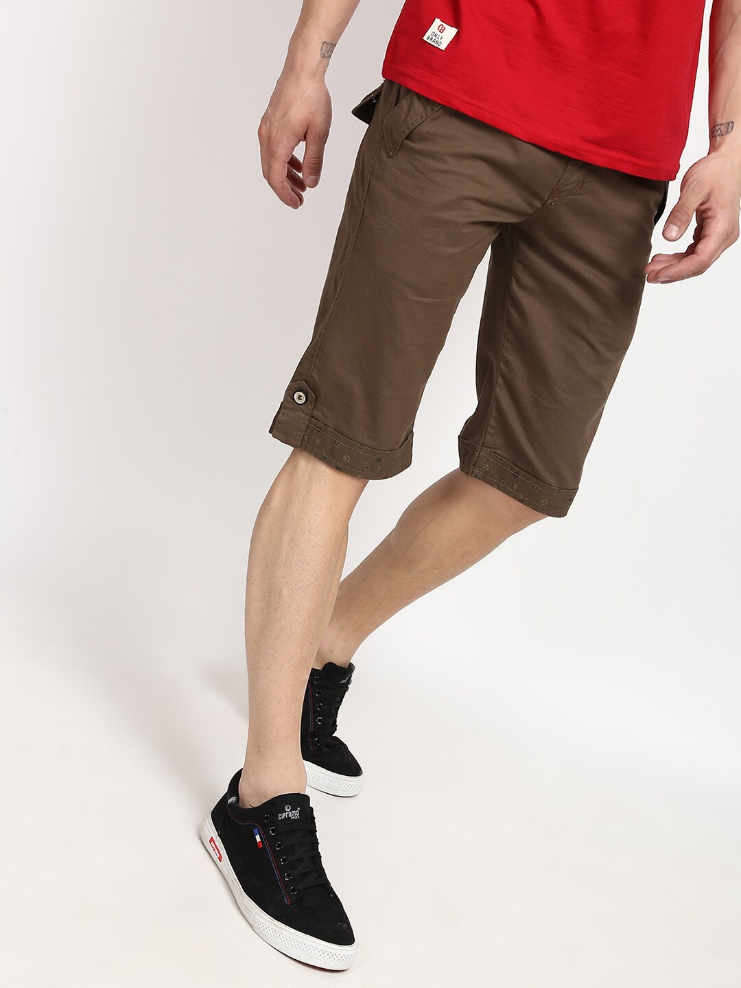 

V2 Value & Variety Men Shorts, Brown
