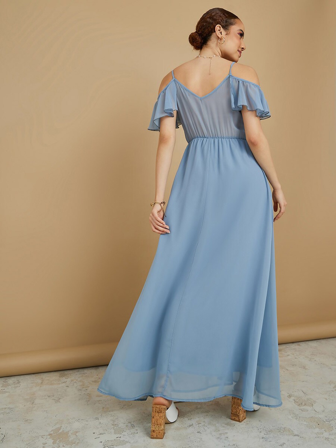 

Styli Solid Shoulder Straps Flutter Sleeves Waist Tie-Ups Pleated Maxi Dress, Blue