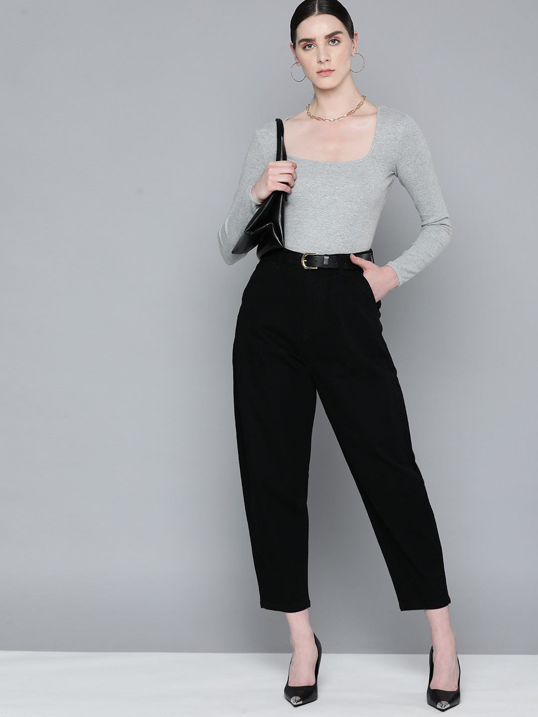 

Chemistry Women Slouchy Fit Cropped Jeans, Black