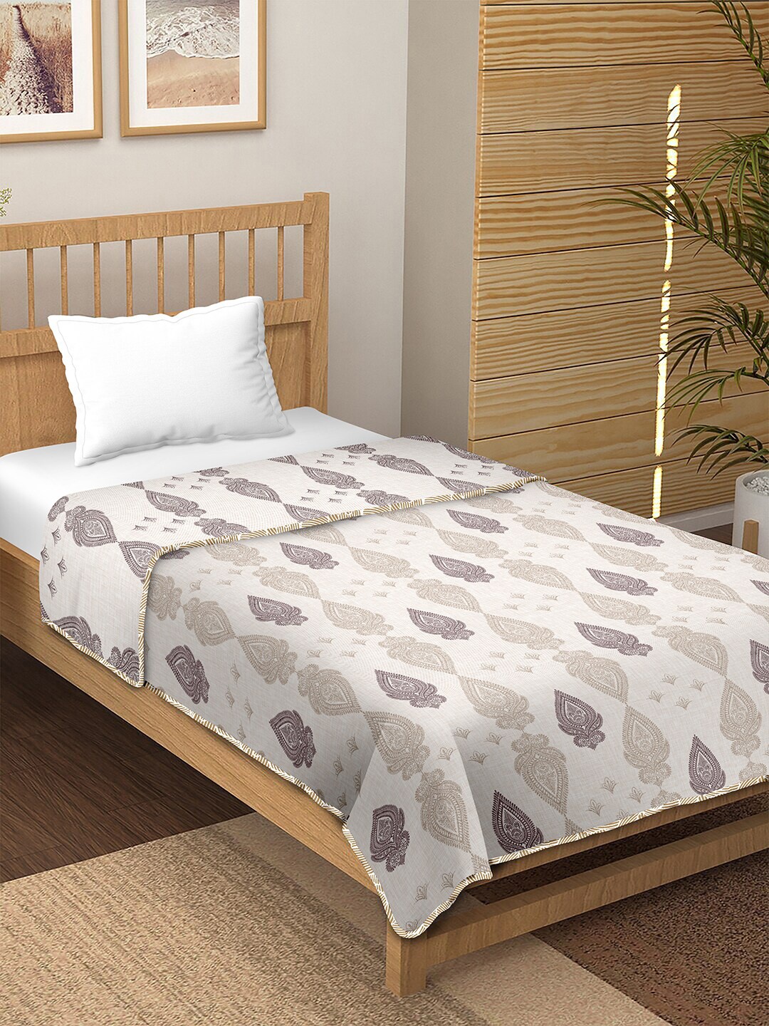 

BELLA CASA White & Purple Ethnic Motifs AC Room 150 GSM Soft & Reversible Cotton Single Bed Dohar