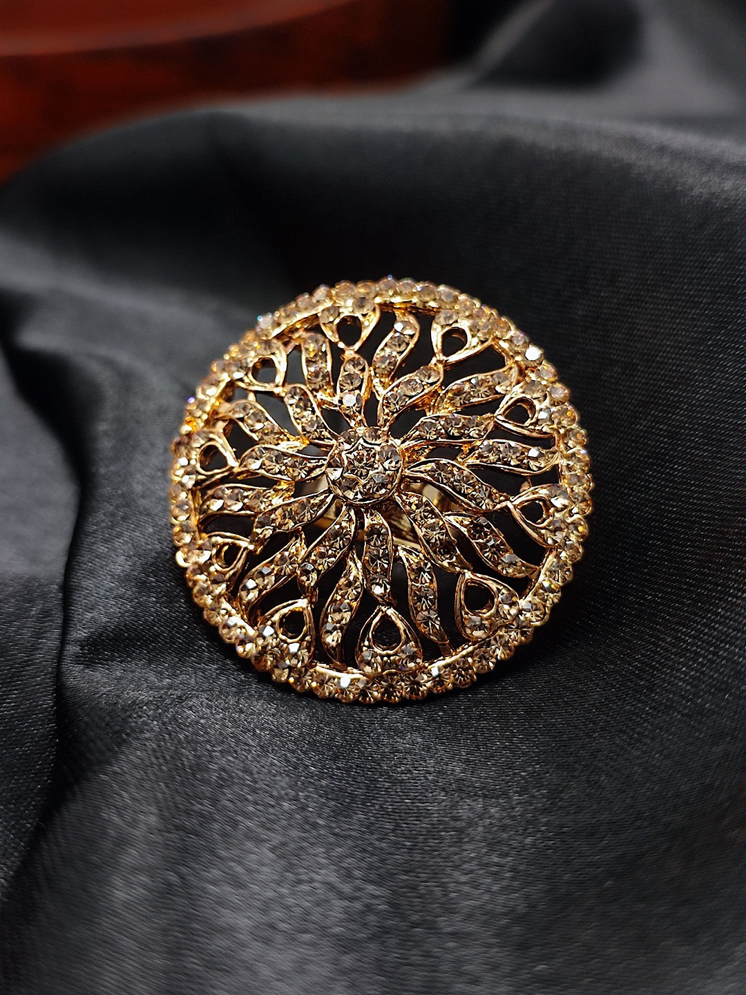 

CRAYTON Women Gold-Plated Stone Studded Adjustable Finger Ring