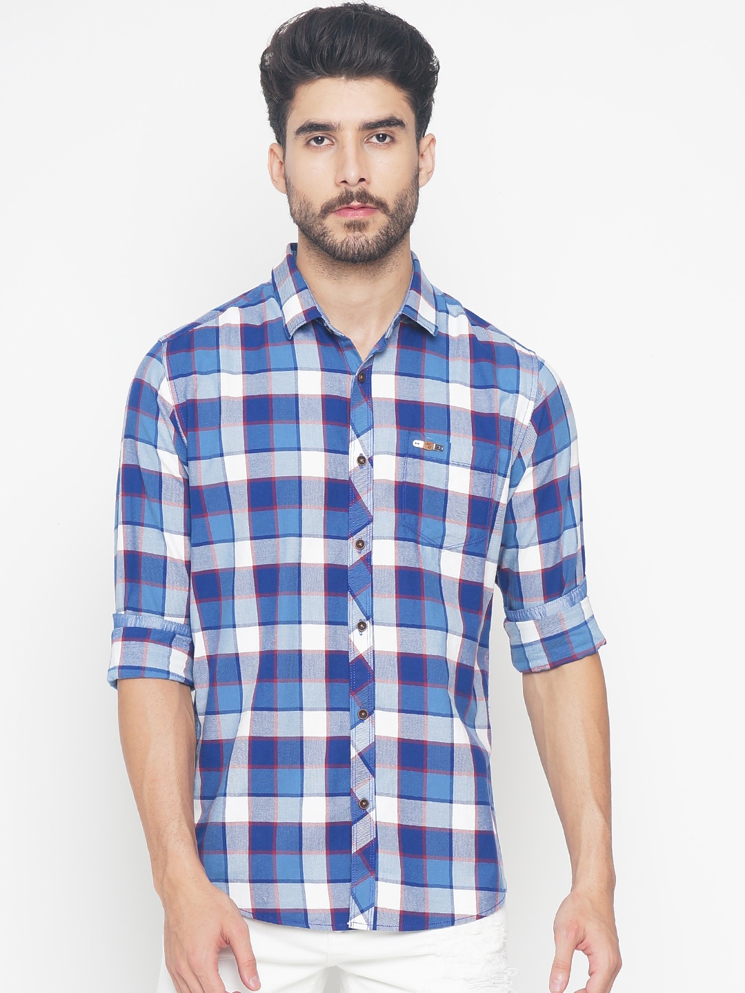 

The Indian Garage Co Men Blue & White Slim Fit Checked Casual Shirt