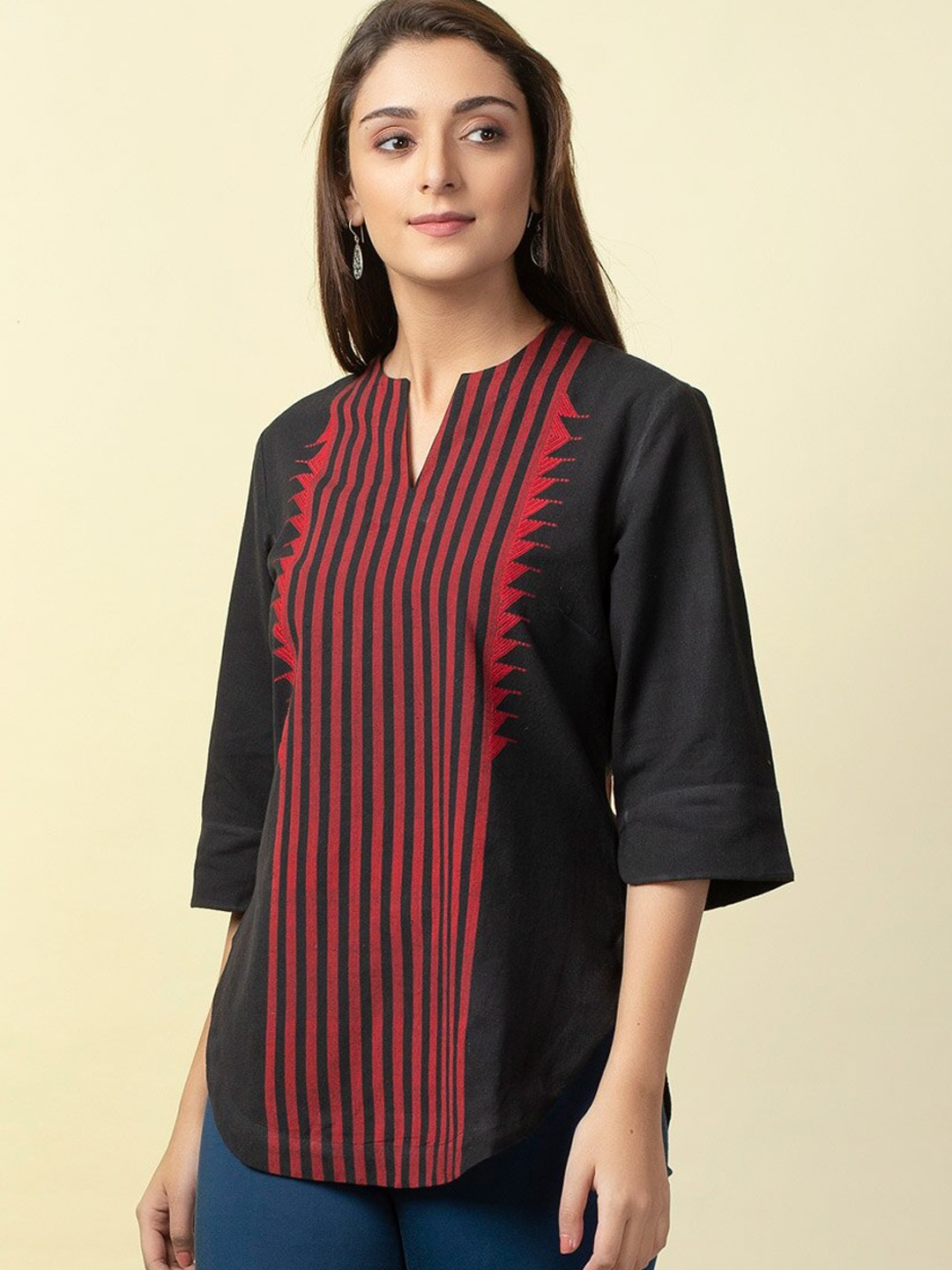 

Fabindia Women Striped V-Neck Kurti, Black
