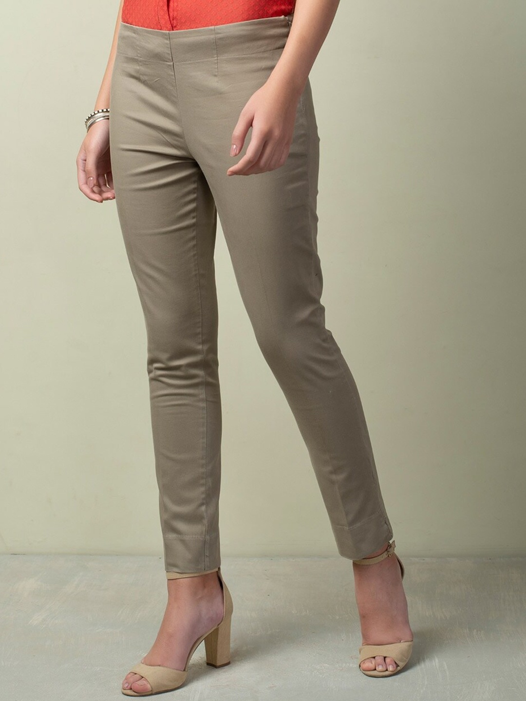 

Fabindia Women Cotton Slim Fit Trousers, Beige