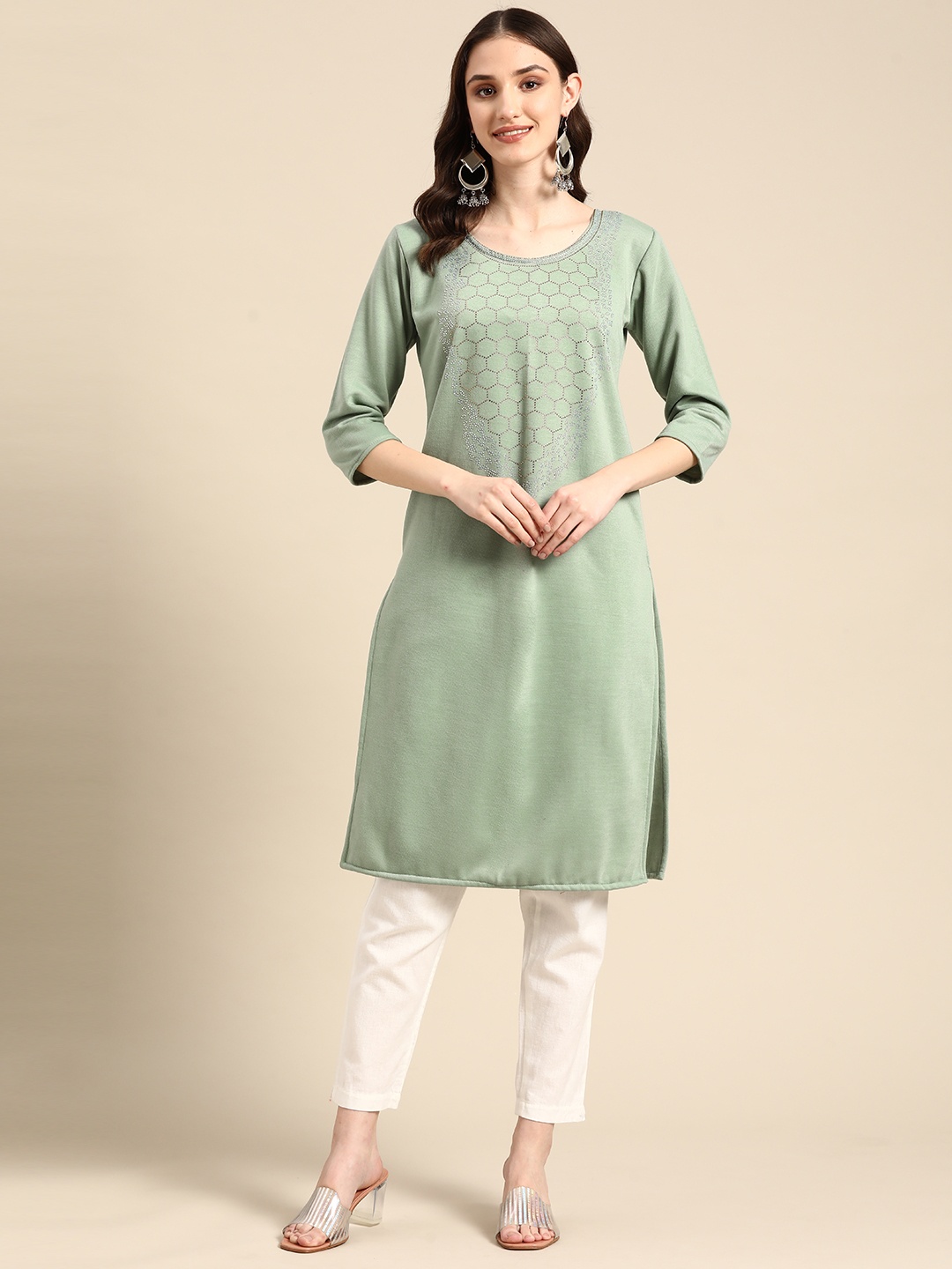 

Saadgi Women Woollen Embellished Kurta, Olive