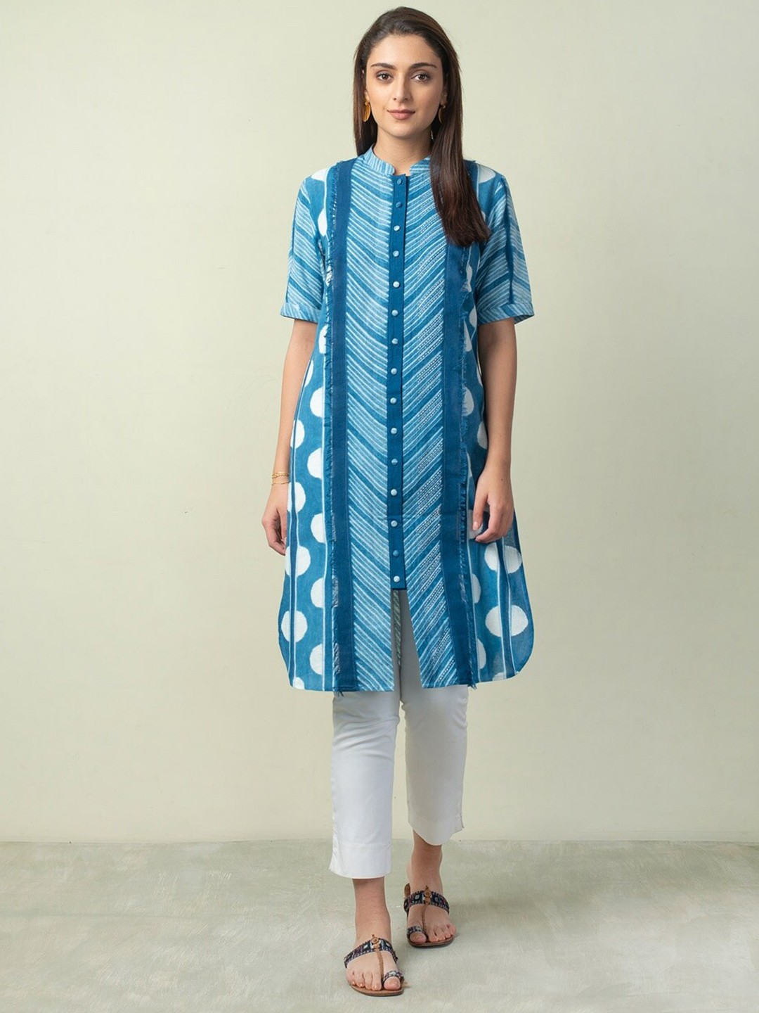 

Fabindia Women Printed Cotton Kurta, Blue