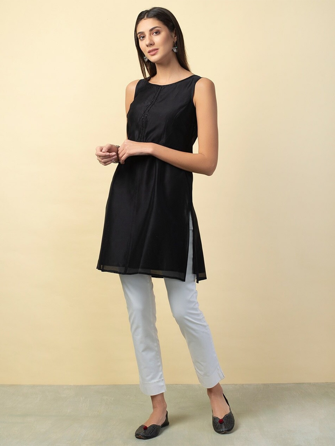 

Fabindia Embroidered Pure Cotton Kurti, Black