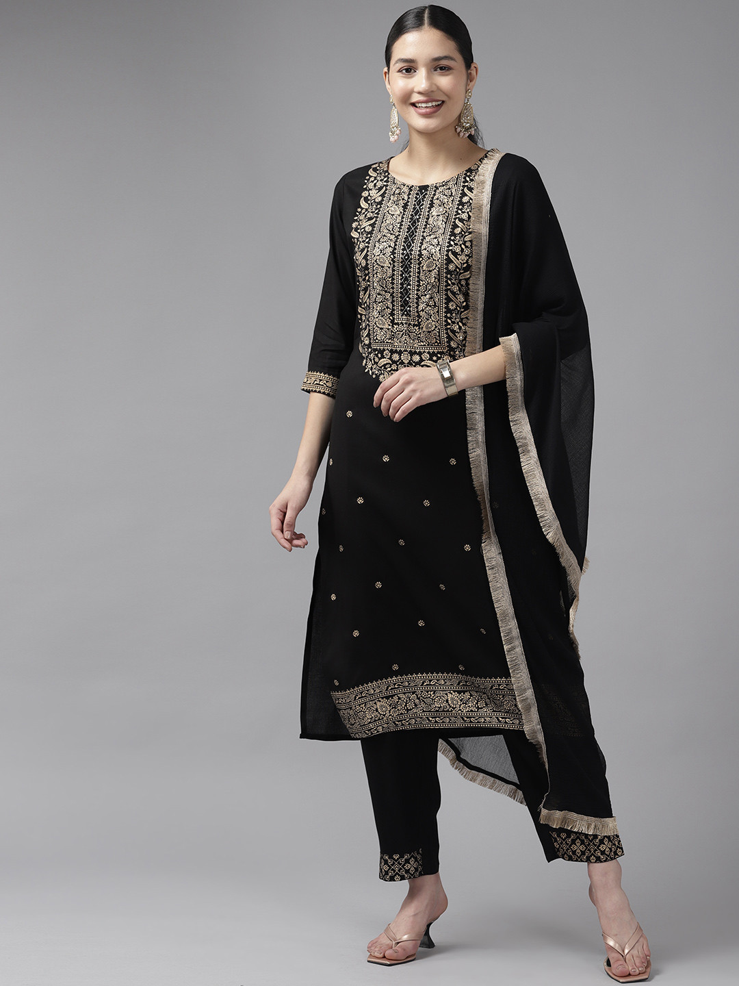

Yufta Women Black Floral Printed Sequinned Kurta with Trousers & Dupatta
