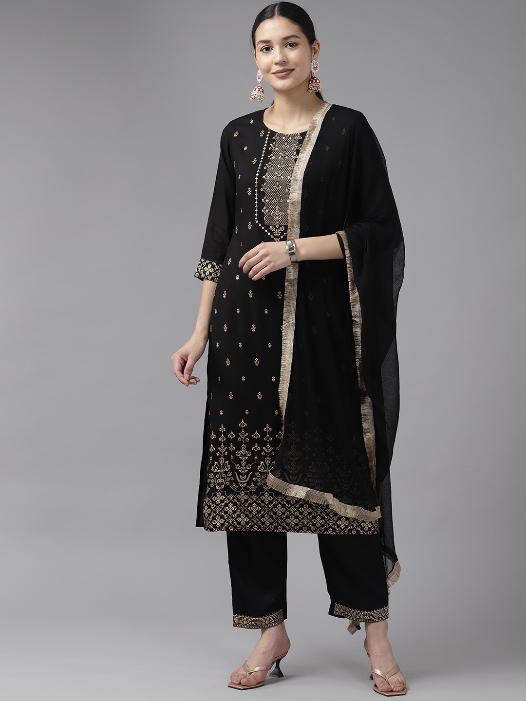 

Yufta Women Floral Printed Sequinned Kurta with Trousers & Dupatta, Black