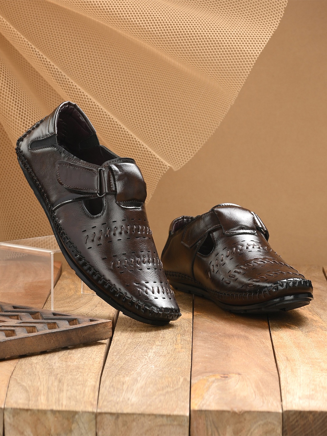 

Anouk Men Brown Shoe-Style Sandals
