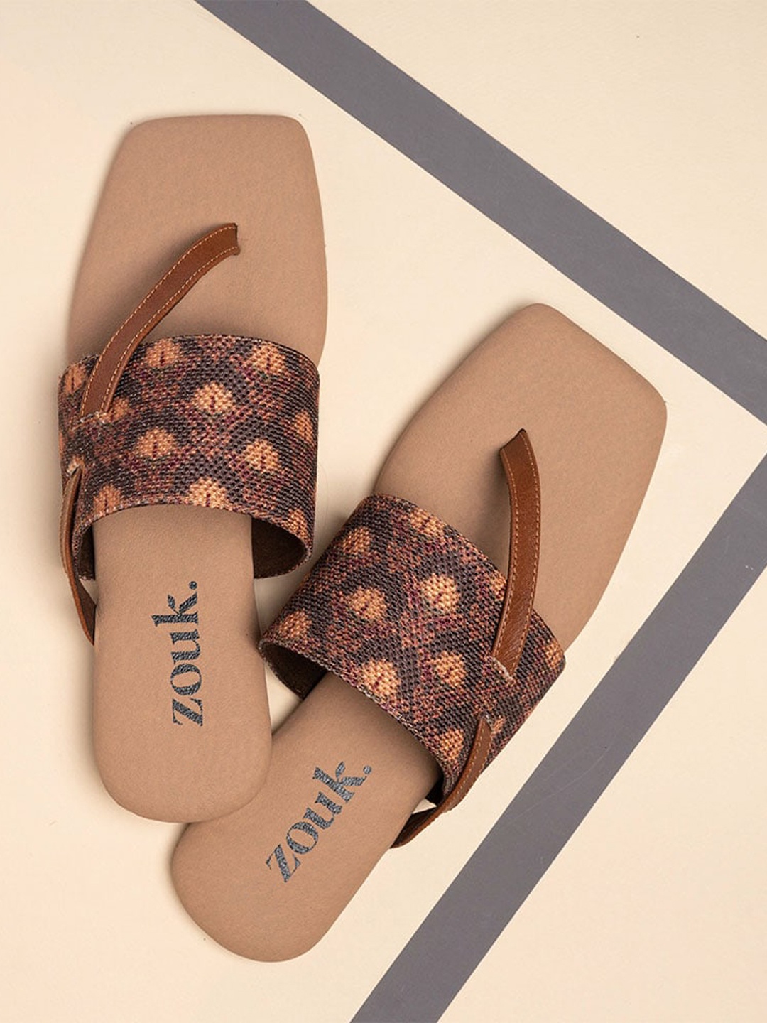 

ZOUK Women Open Toe Flats, Brown