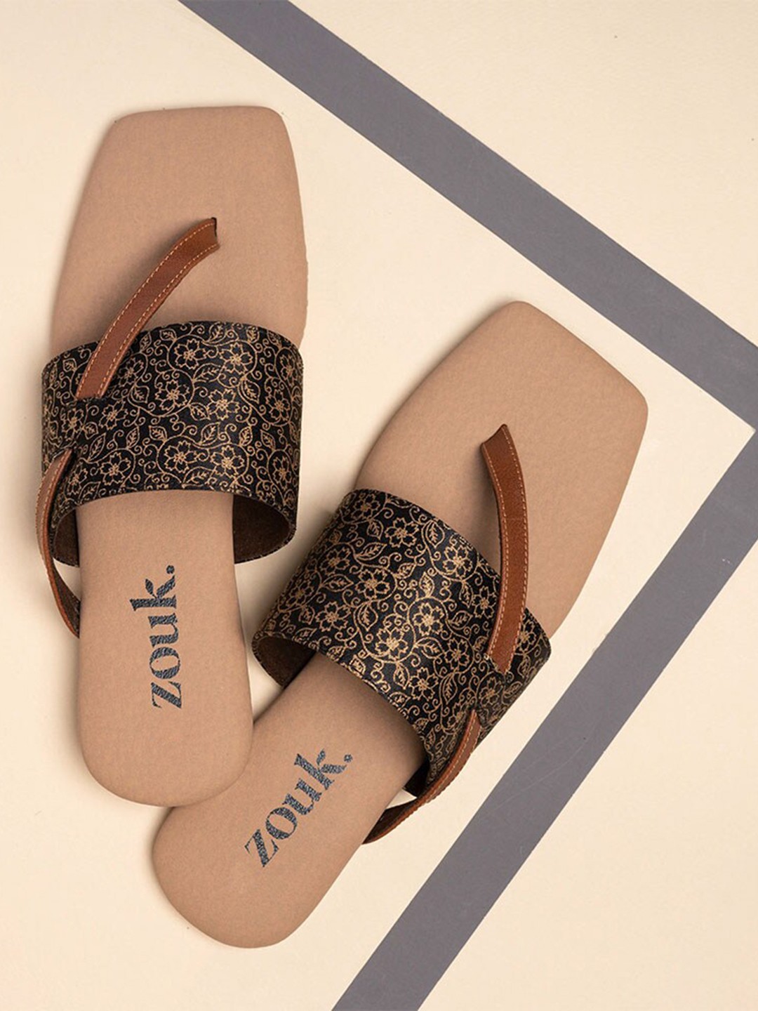 

ZOUK Women Printed Open Toe Flats, Black