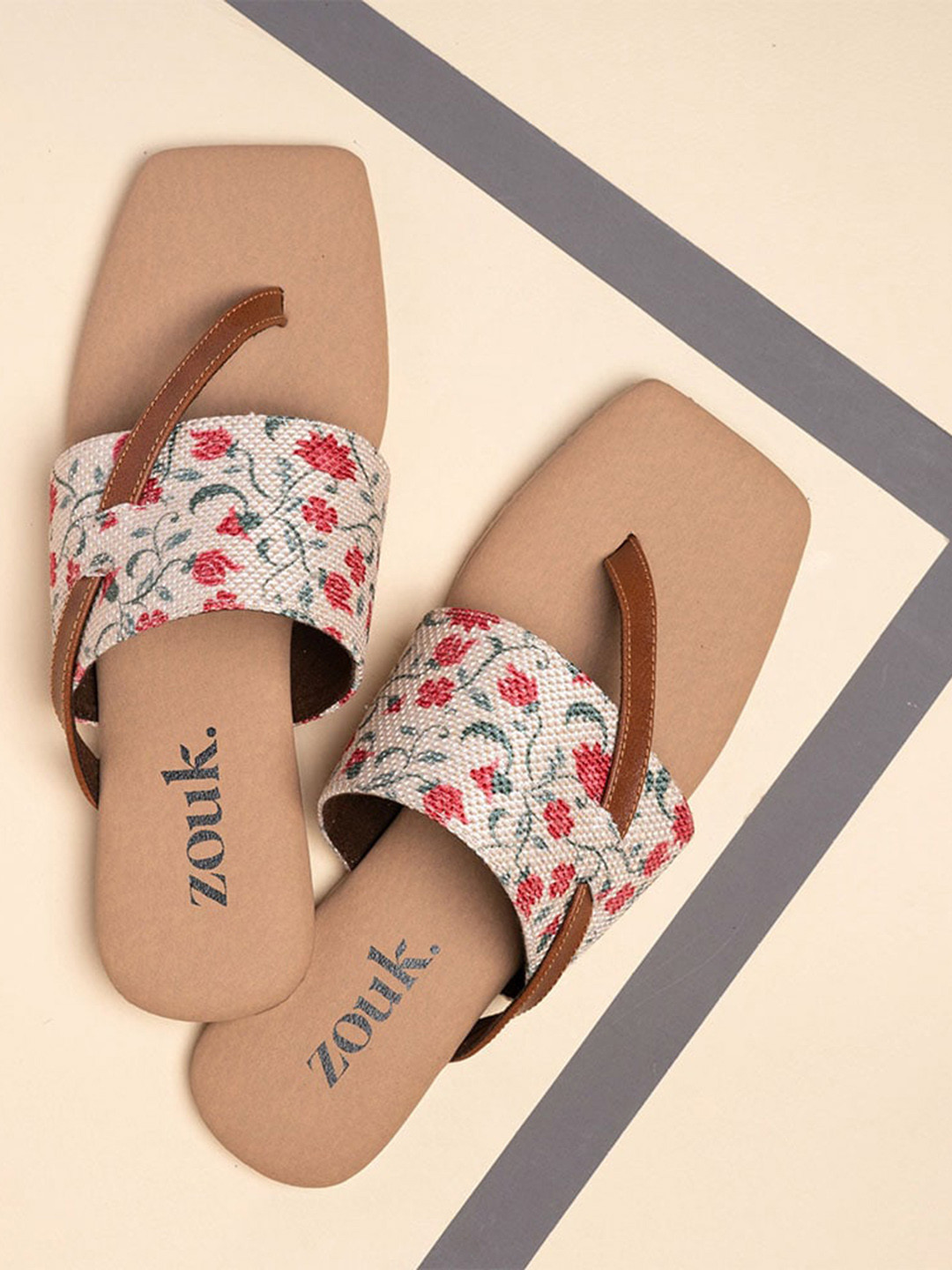 

ZOUK Women Printed Open Toe Flats, White