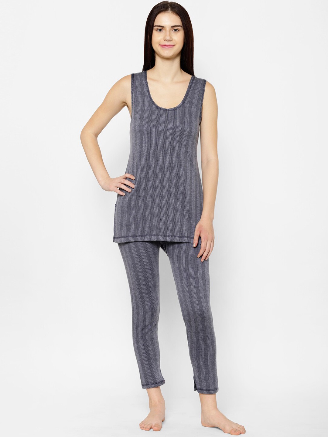 

VIMAL JONNEY Women Striped Thermal Set, Grey