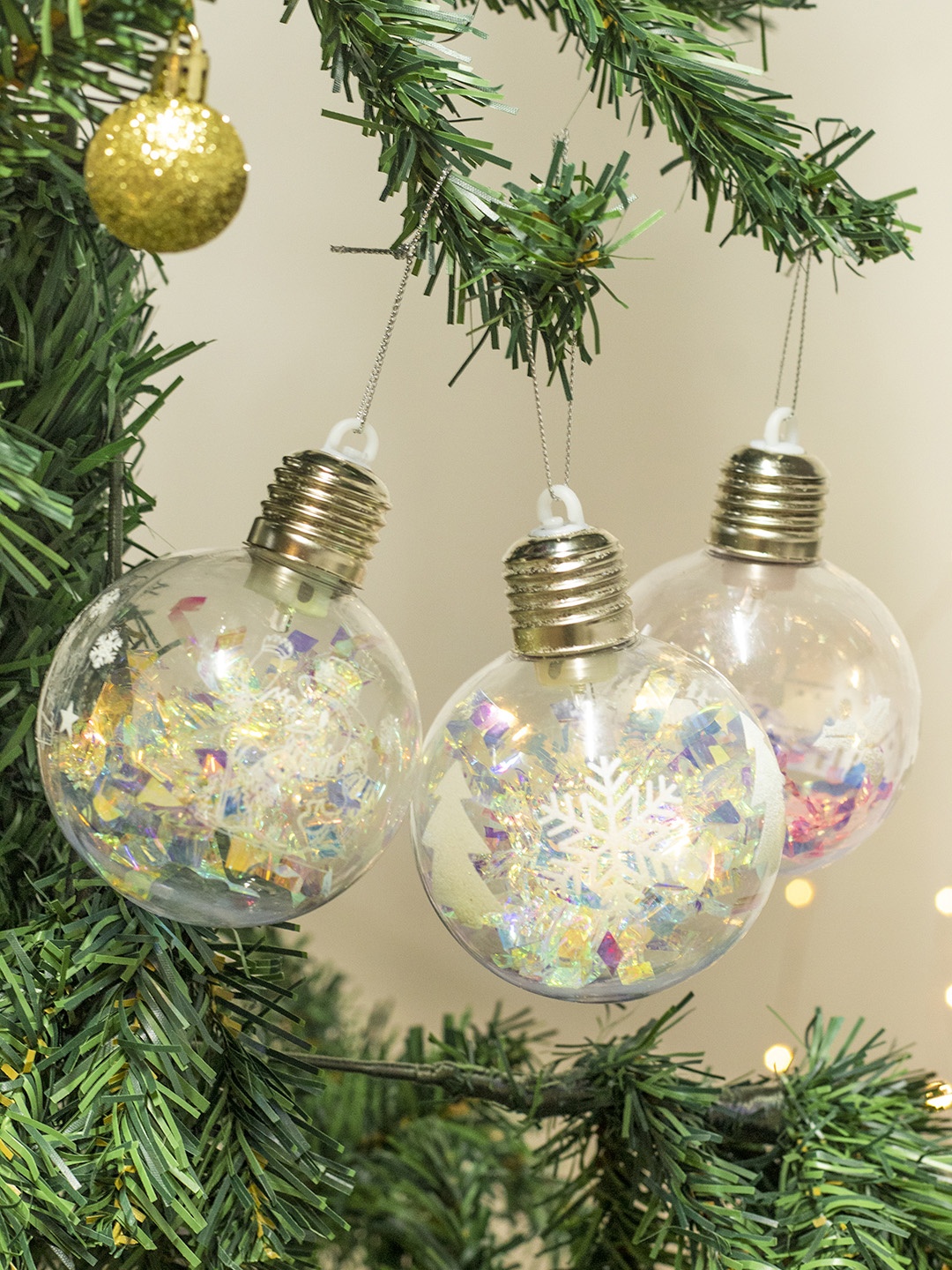 

MARKET99 Set Of 3 Star LED Christmas Ball Hanging, Transparent