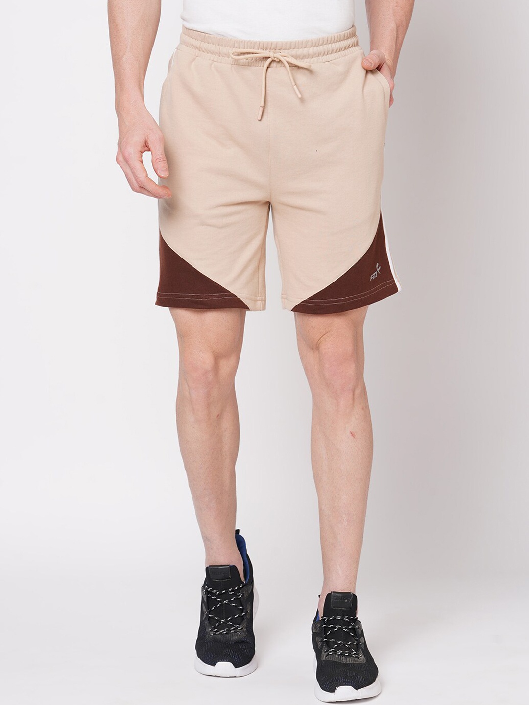 

FiTZ Men Slim Fit Outdoor Shorts, Beige