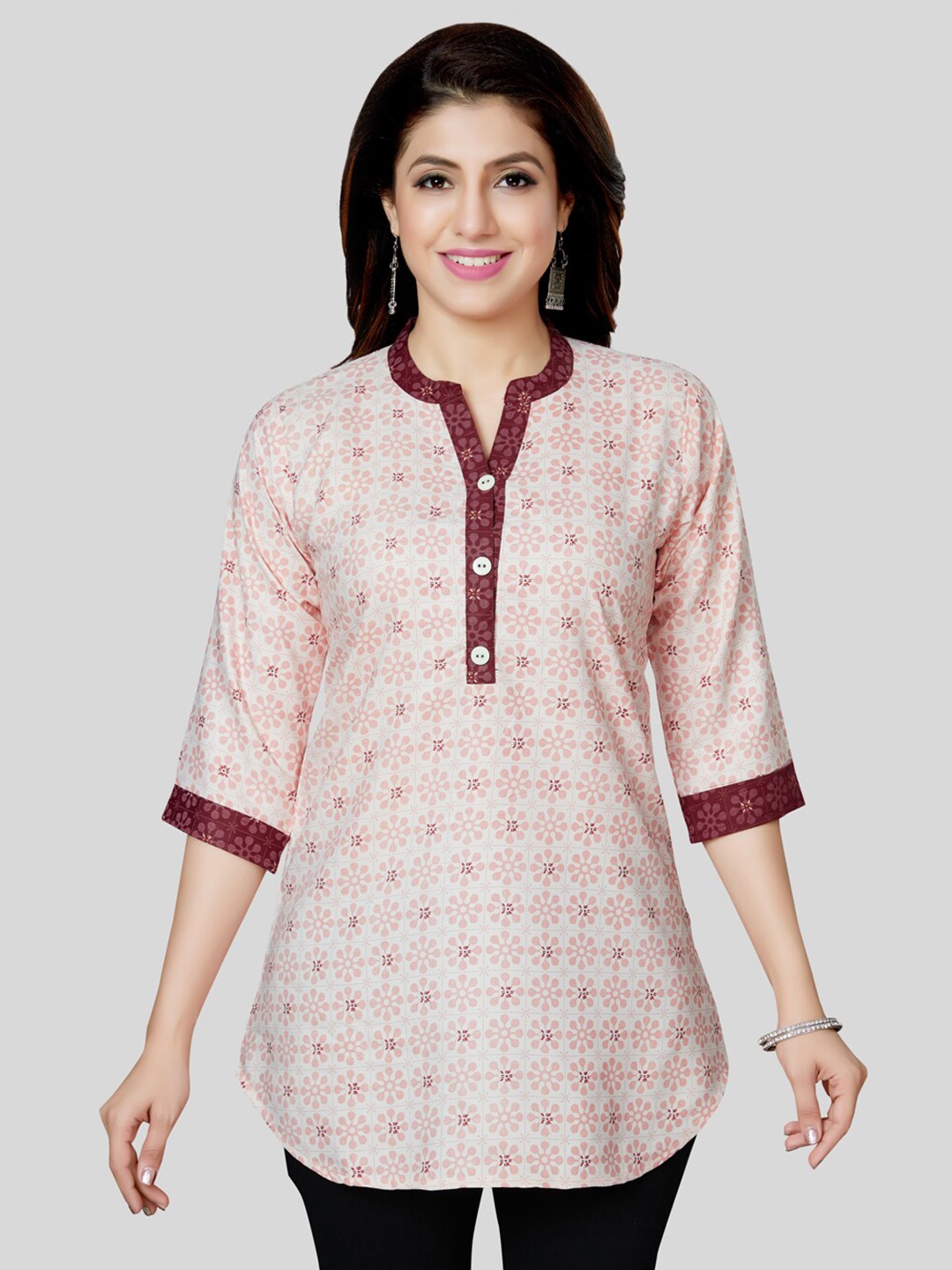 

Saree Swarg Floral Printed Kurti, Cream