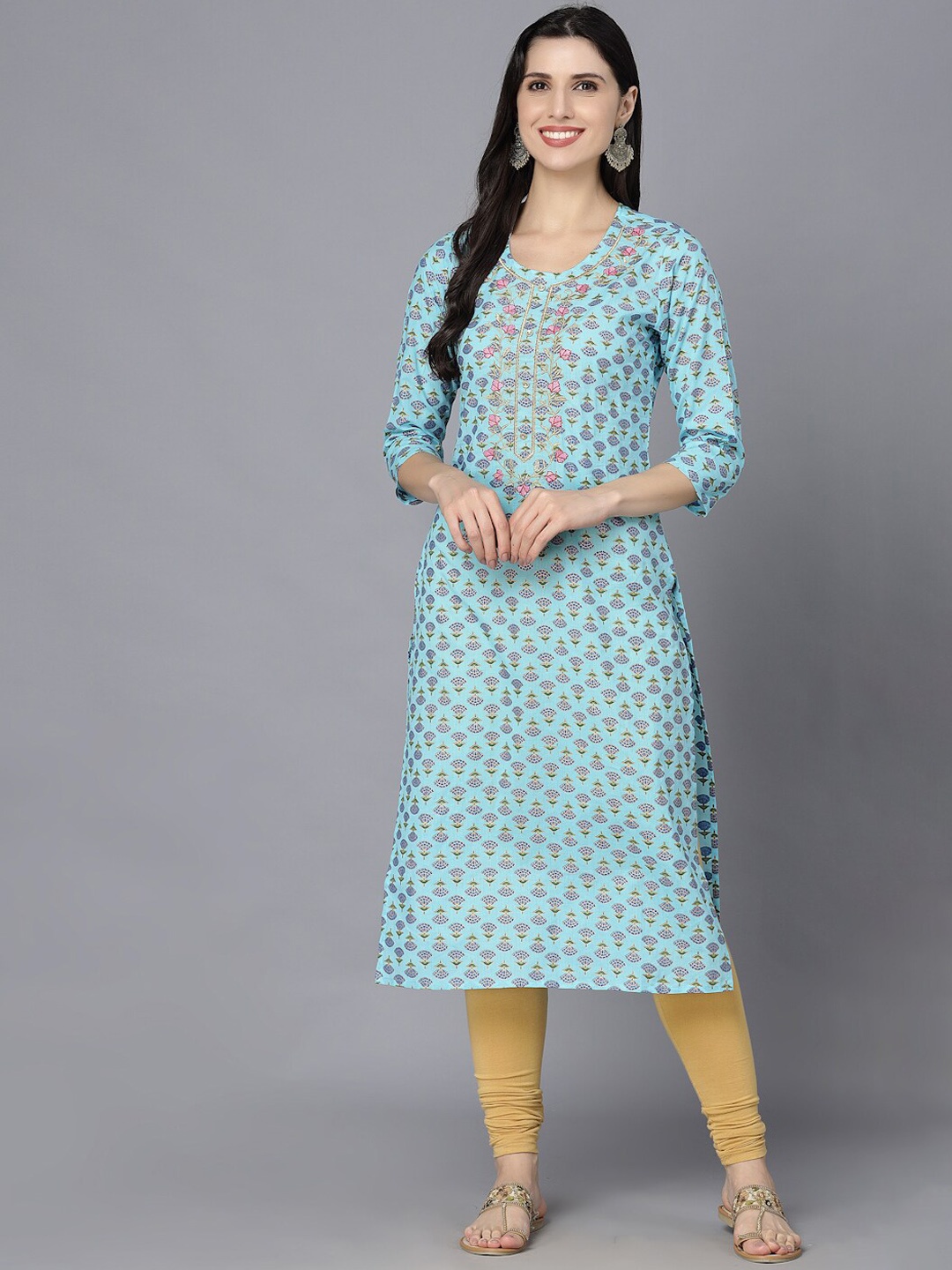 

MAAND Floral Embroidered Thread Work Cotton Kurta, Blue
