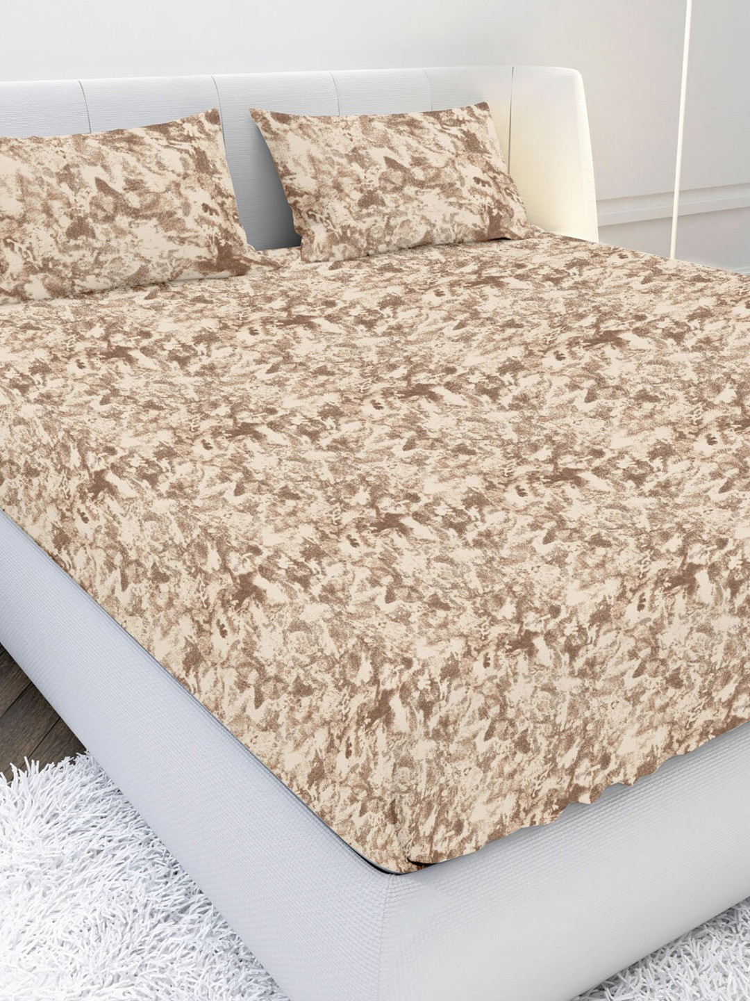 

MAYFAIR HOMES LONDON Brown Graphic 210 TC King Bedsheet with 2 Pillow Covers