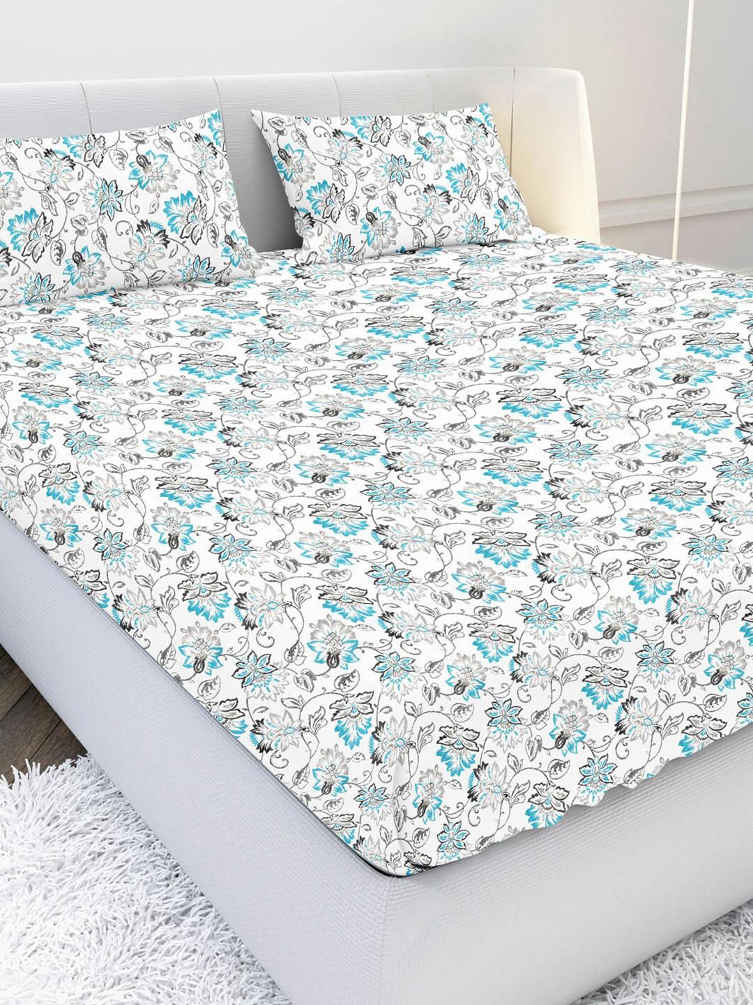 

MAYFAIR HOMES LONDON White & Blue Floral 144 TC King Bedsheet with 2 Pillow Covers